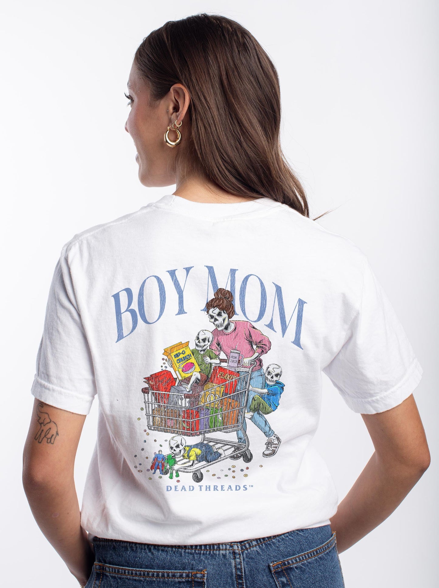 BOY MOM v3 - “DT ESSENTIAL" PREMIUM T-SHIRT – T-Shirt – Dead Threads Apparel