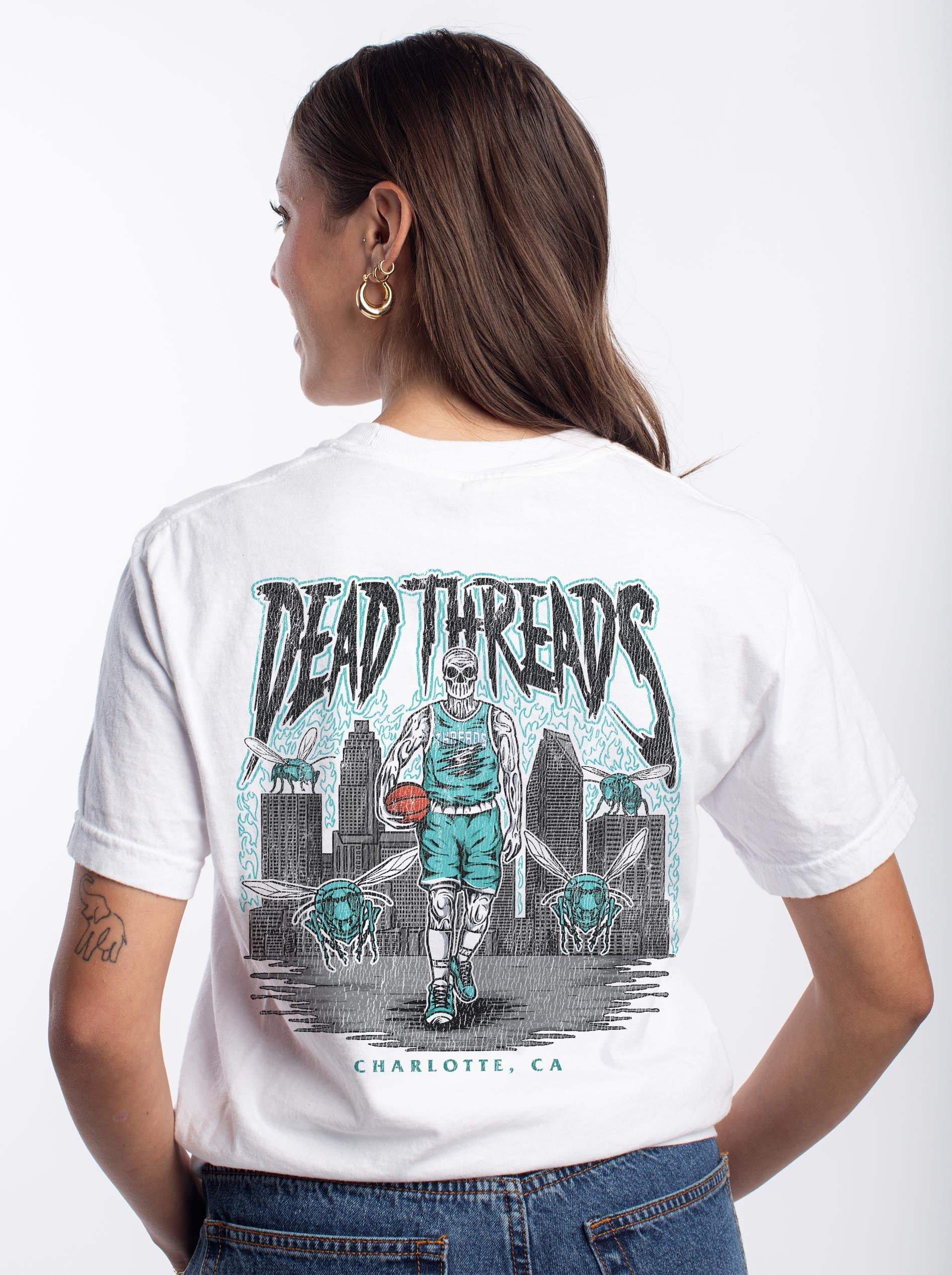 CHARLOTTE BASKETBALL - “DT ESSENTIAL" PREMIUM T-SHIRT – T-Shirt – Dead Threads Apparel