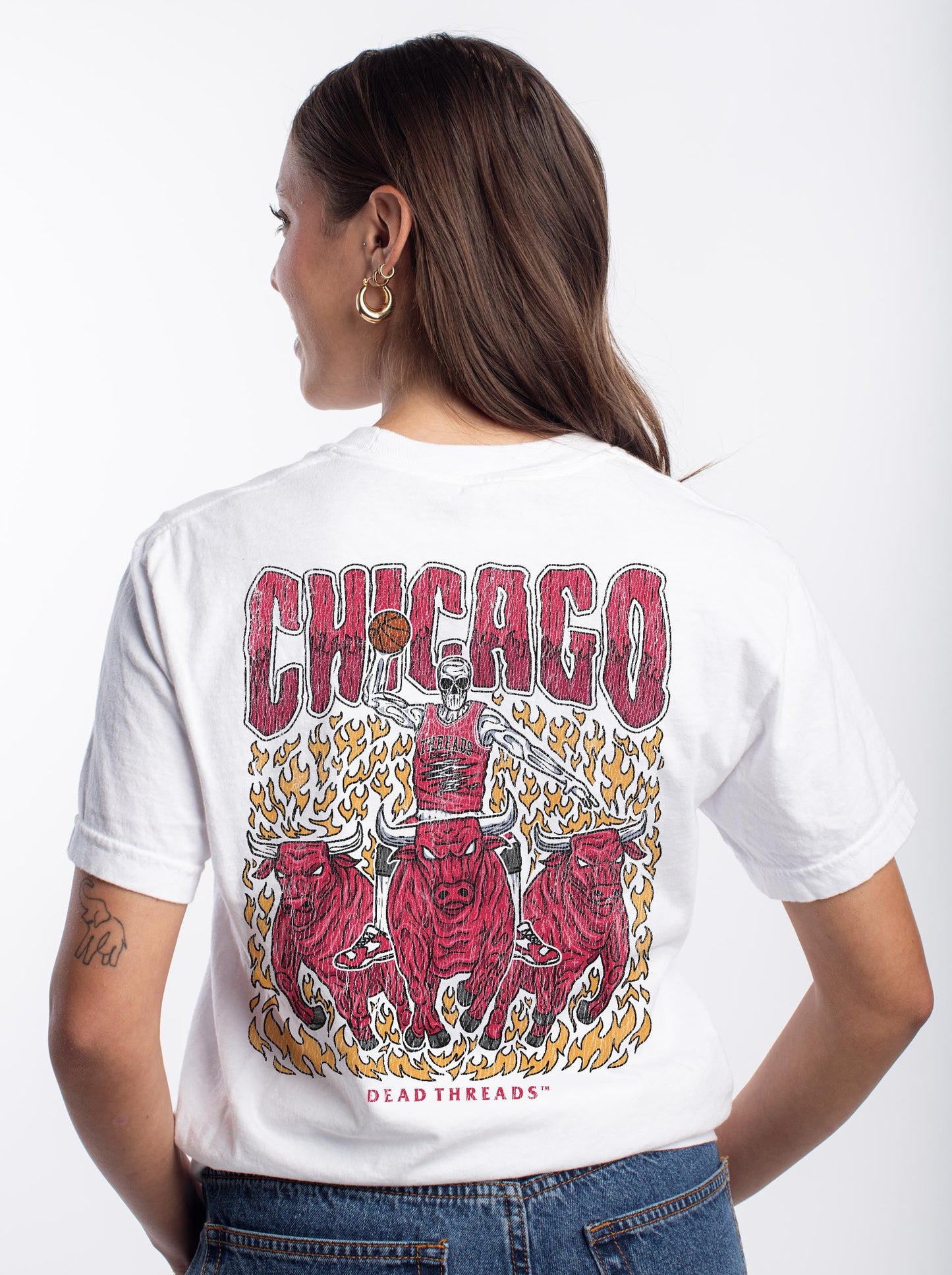 CHICAGO BASKETBALL - “3 SKULL” PREMIUM T - SHIRT – T-Shirt – Dead Threads Apparel