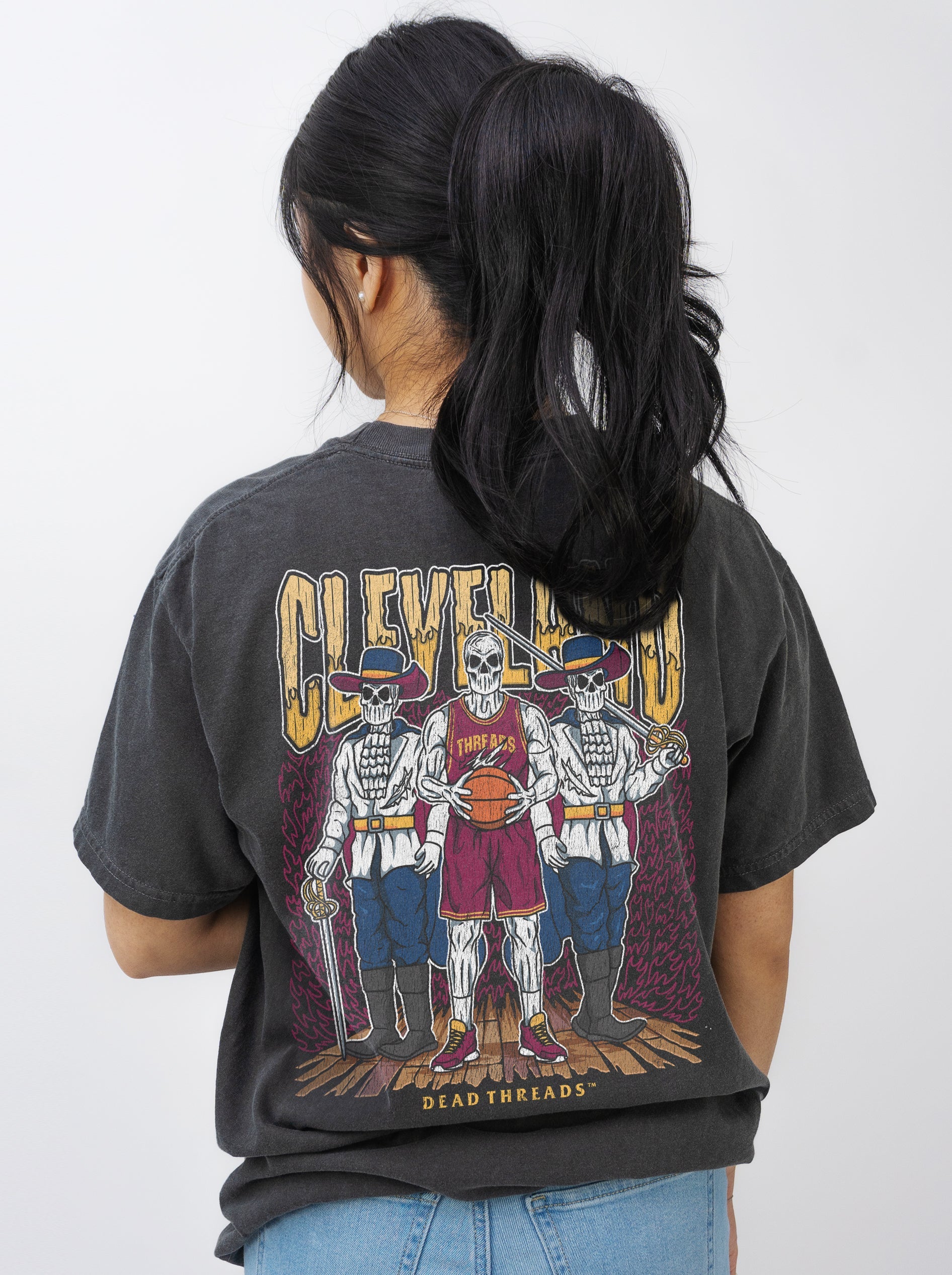 CLEVELAND BASKETBALL - “3 SKULL” PREMIUM T - SHIRT – T-Shirt – Dead Threads Apparel