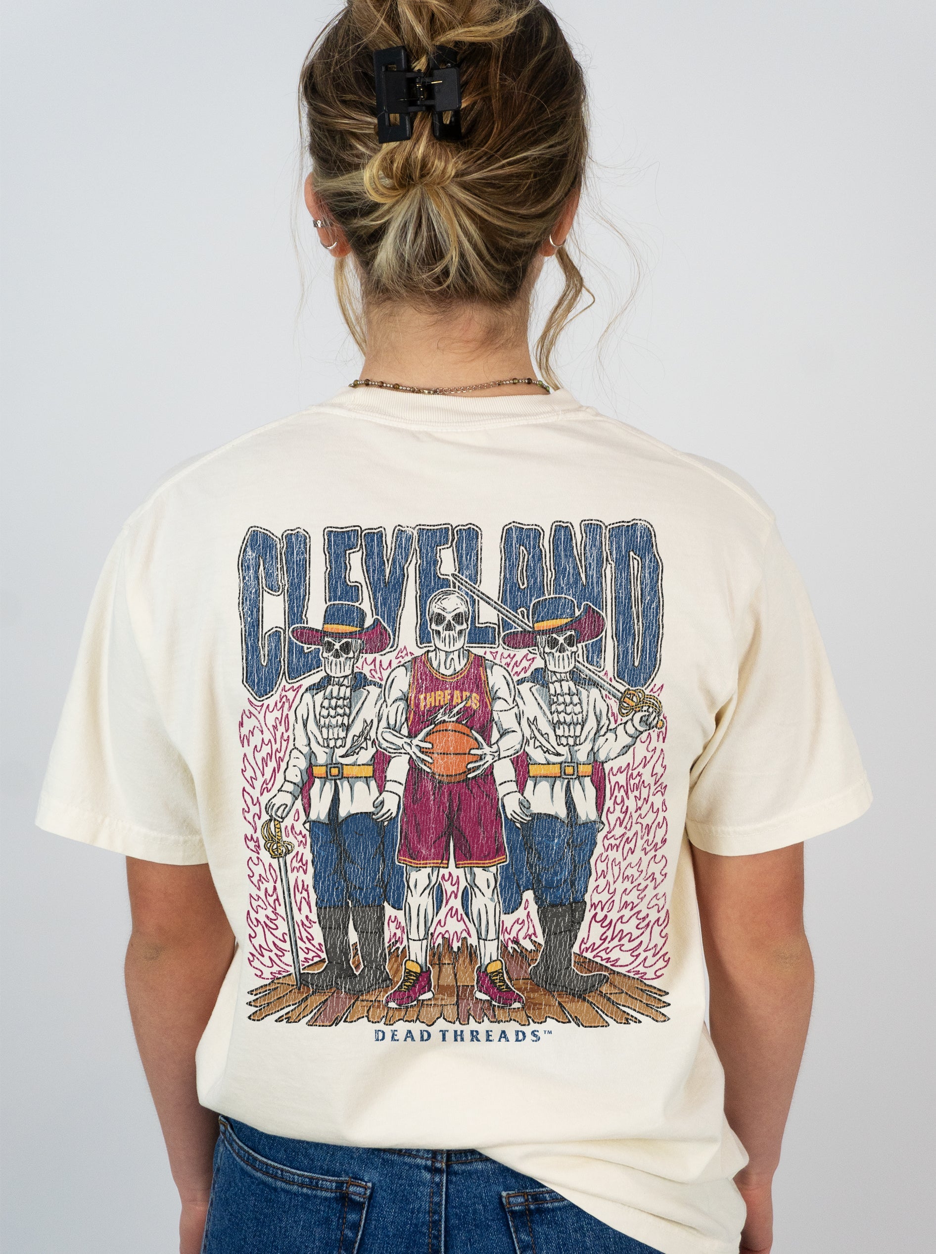 CLEVELAND BASKETBALL - “3 SKULL” PREMIUM T - SHIRT – T-Shirt – Dead Threads Apparel