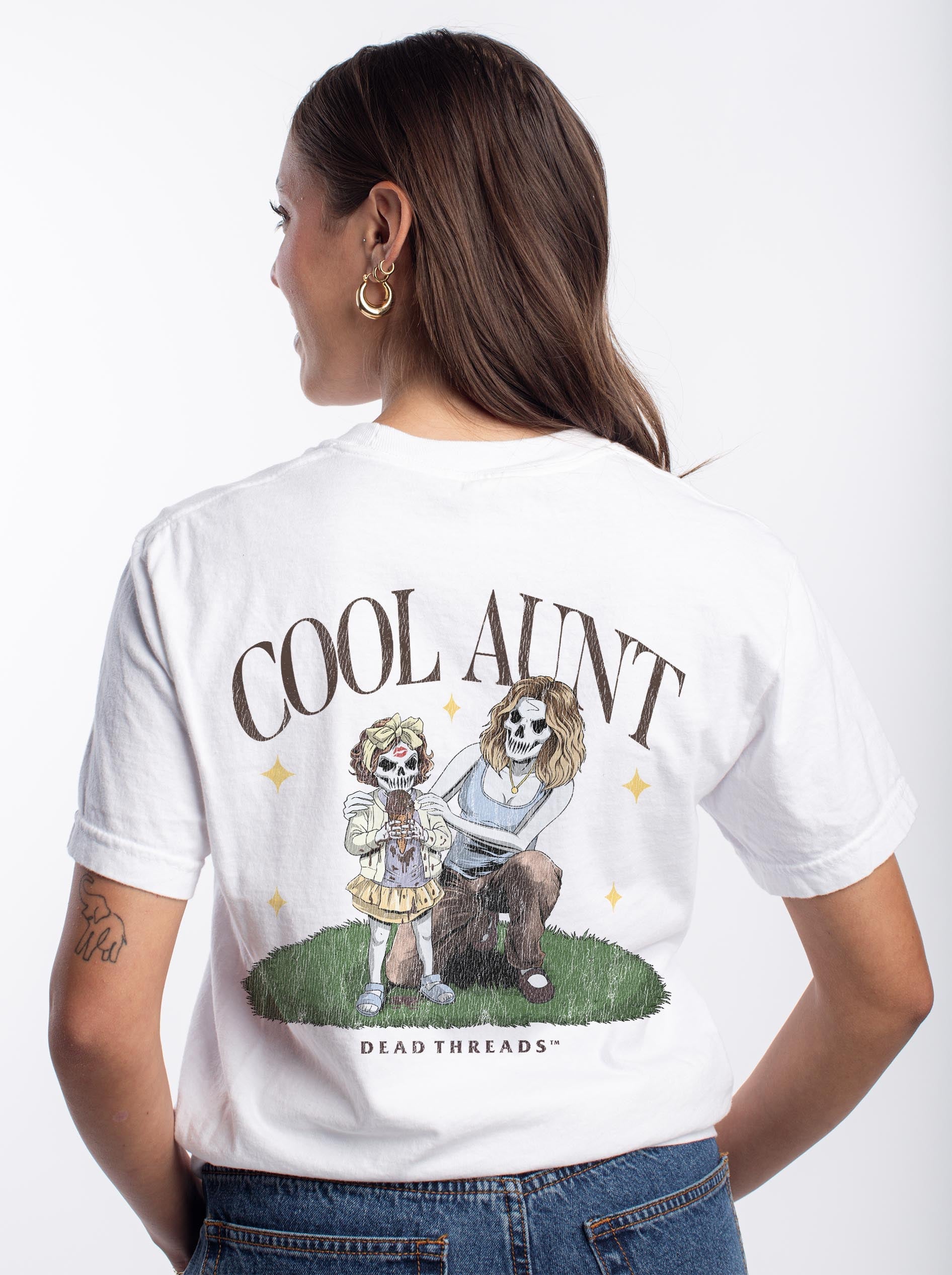 COOL AUNT (GIRL) - “DT ESSENTIAL" PREMIUM T-SHIRT – T-Shirt – Dead Threads Apparel