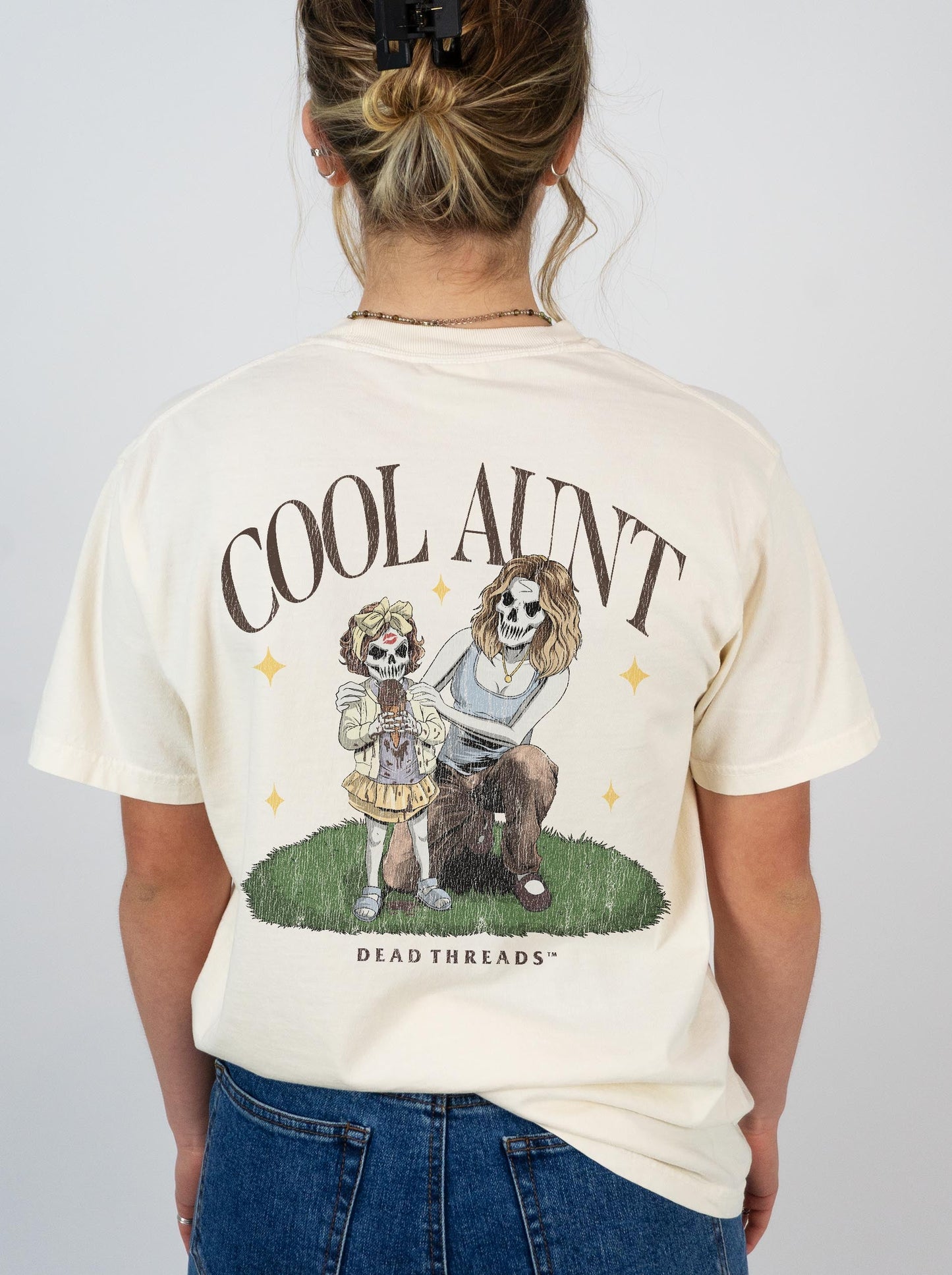 COOL AUNT (GIRL) - “DT ESSENTIAL" PREMIUM T-SHIRT – T-Shirt – Dead Threads Apparel