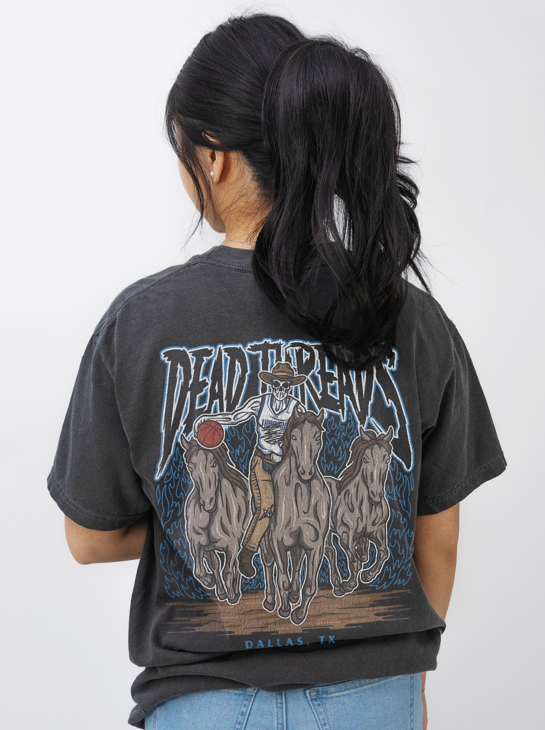 DALLAS BASKETBALL - “3 SKULL” PREMIUM T-SHIRT – T-Shirt – Dead Threads Apparel