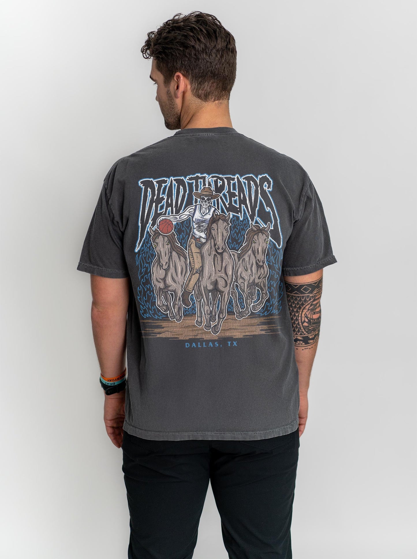 DALLAS BASKETBALL - “3 SKULL” PREMIUM T-SHIRT – T-Shirt – Dead Threads Apparel