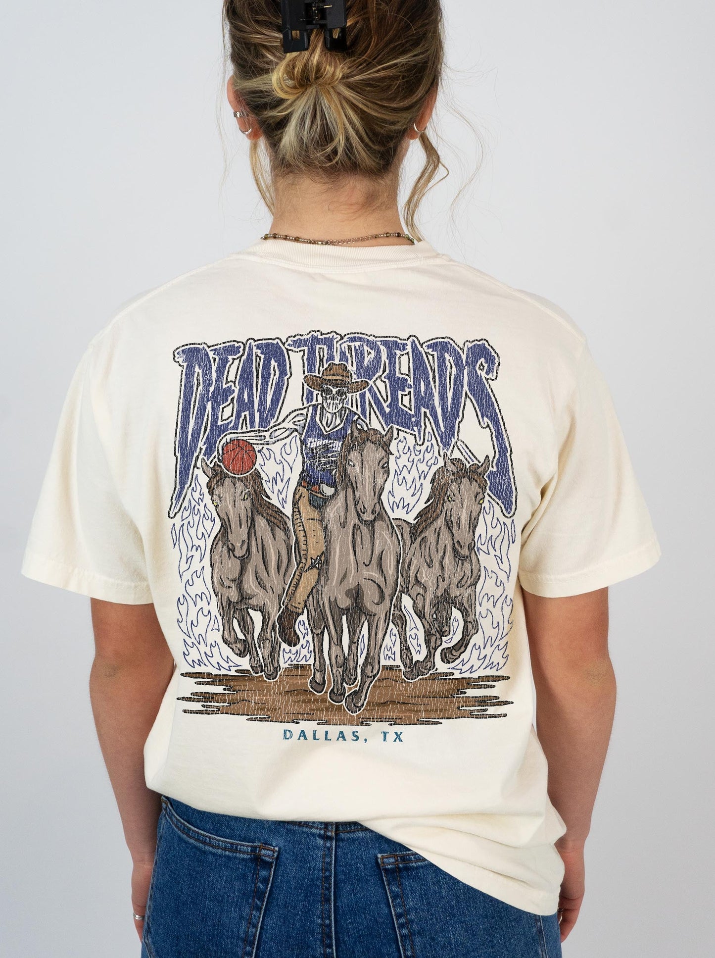 DALLAS BASKETBALL - “3 SKULL” PREMIUM T-SHIRT – T-Shirt – Dead Threads Apparel