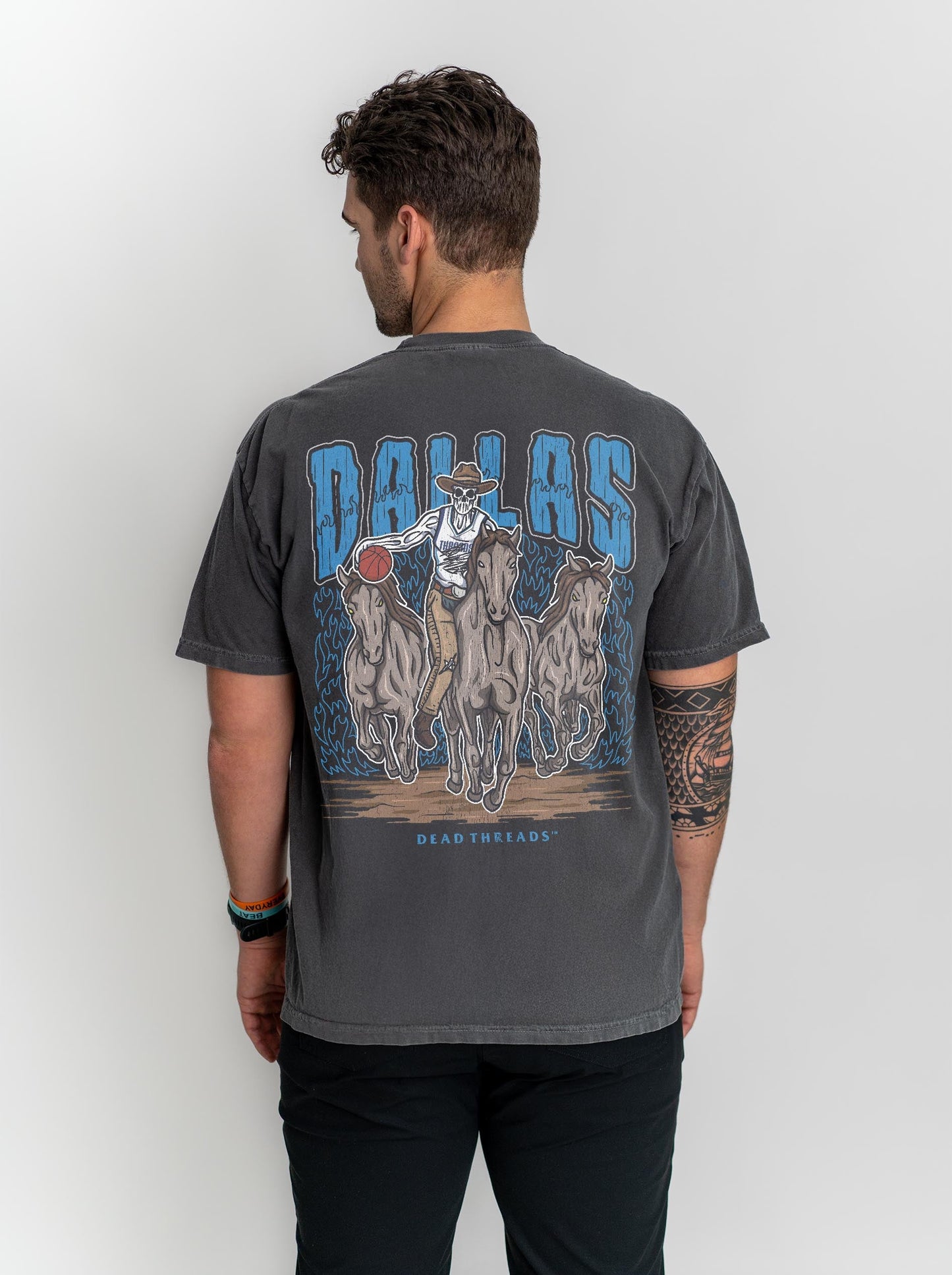 DALLAS BASKETBALL - “3 SKULL” PREMIUM T - SHIRT – T-Shirt – Dead Threads Apparel