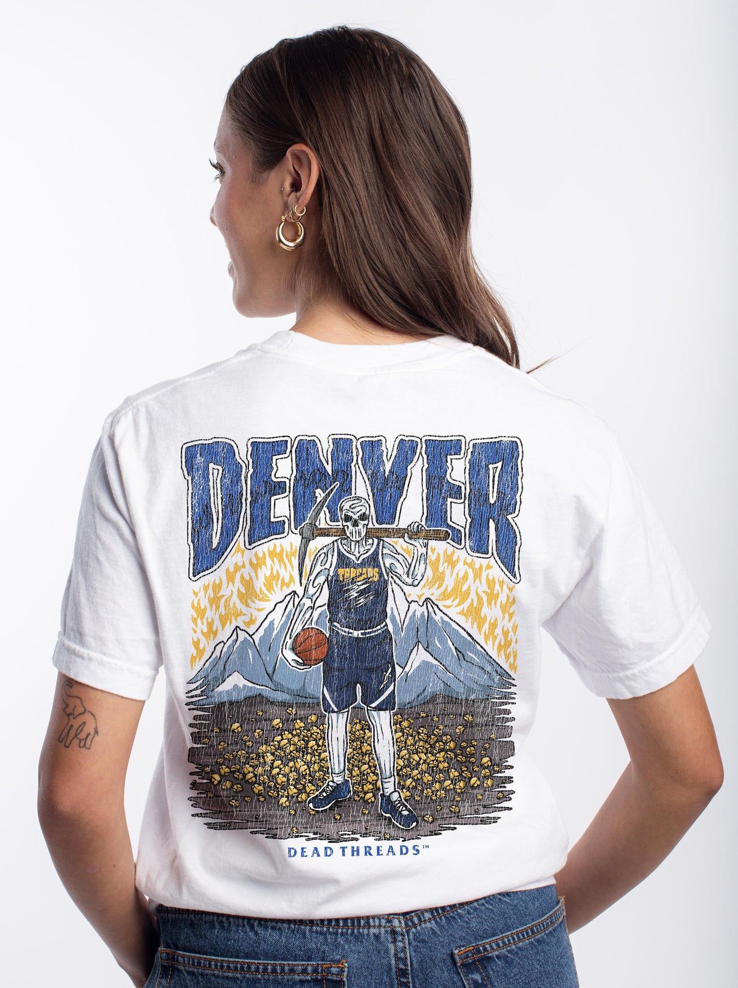DENVER BASKETBALL - “3 SKULL” PREMIUM T - SHIRT – T-Shirt – Dead Threads Apparel