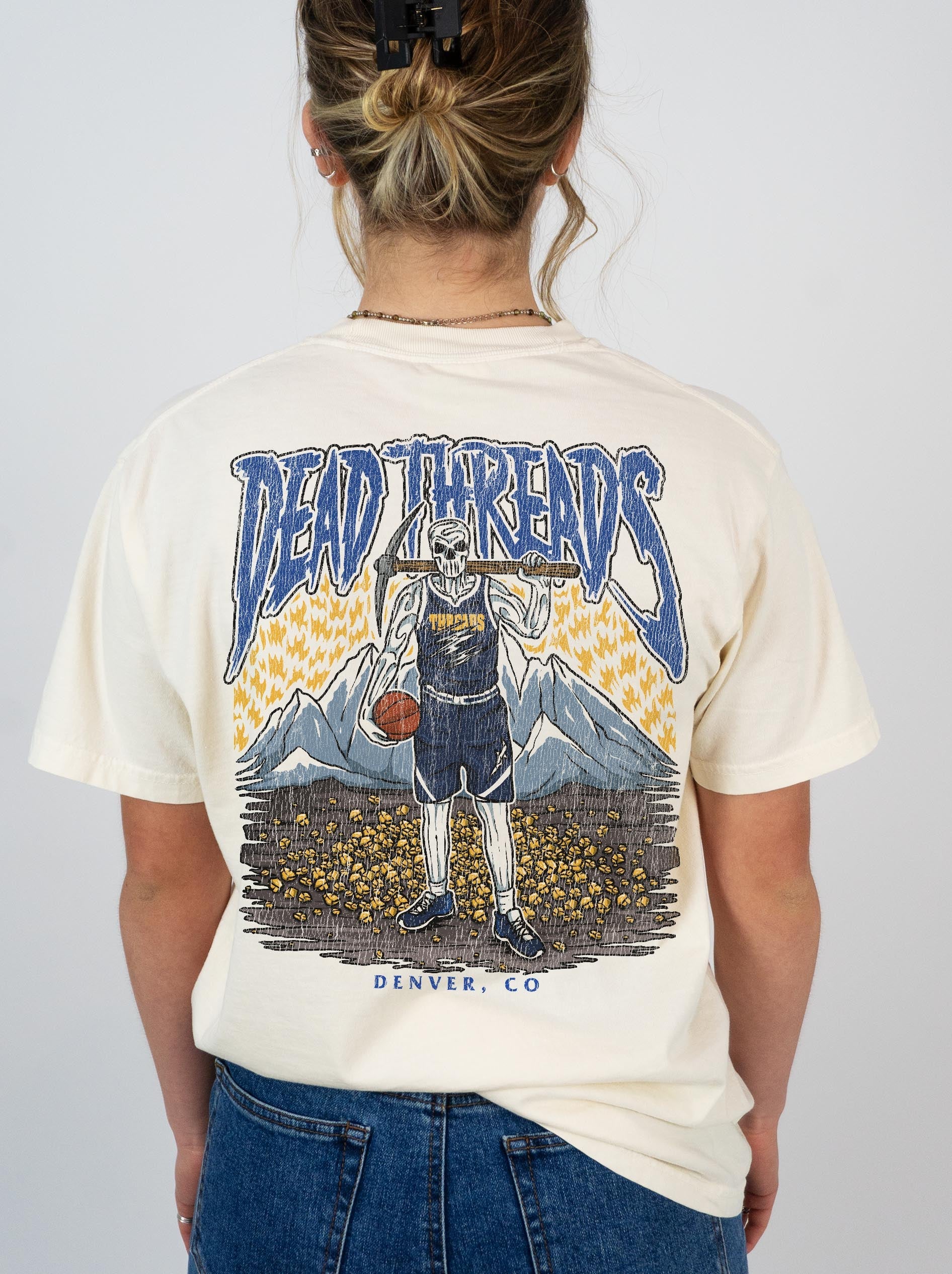 DENVER BASKETBALL - “3 SKULL” PREMIUM T-SHIRT – T-Shirt – Dead Threads Apparel