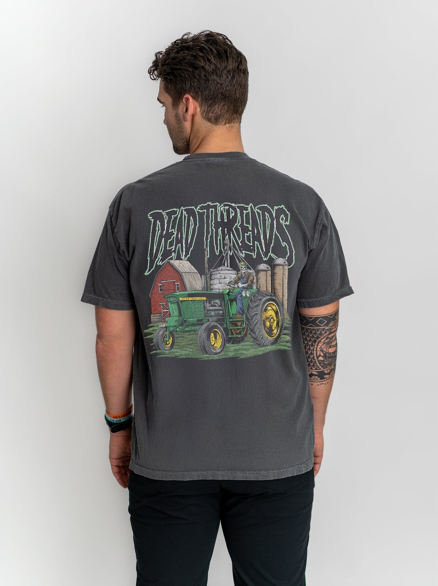 DT FARMS - “DT ESSENTIAL" PREMIUM T - SHIRT – T-Shirt – Dead Threads Apparel