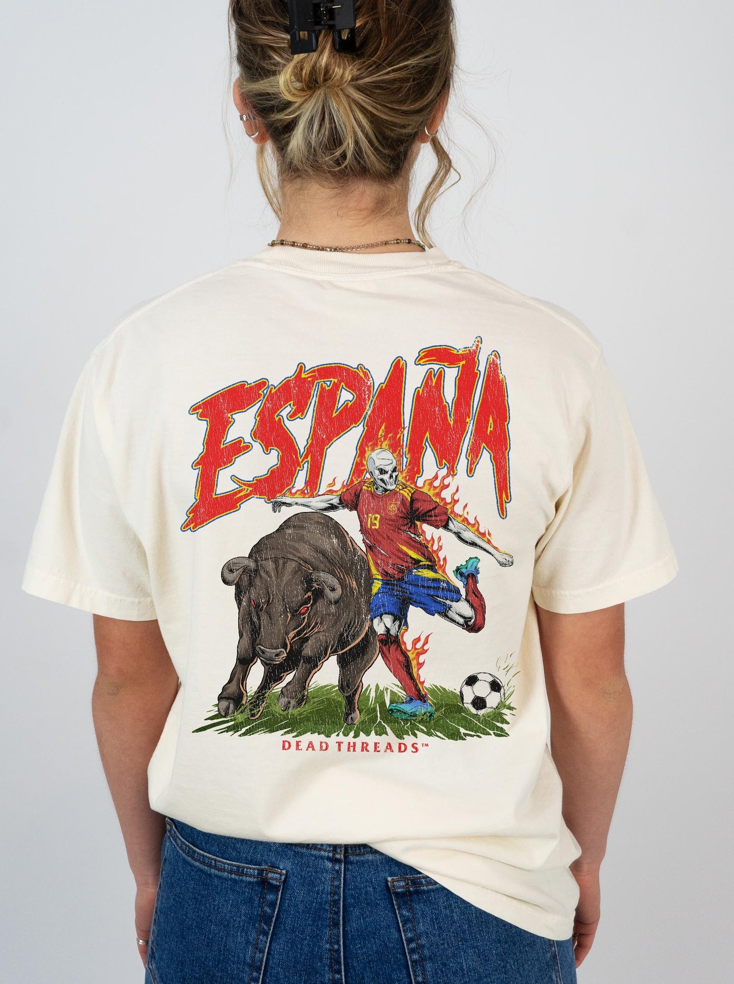 ESPAÑA SOCCER - “DT ESSENTIAL" PREMIUM T-SHIRT – T-Shirt – Dead Threads Apparel