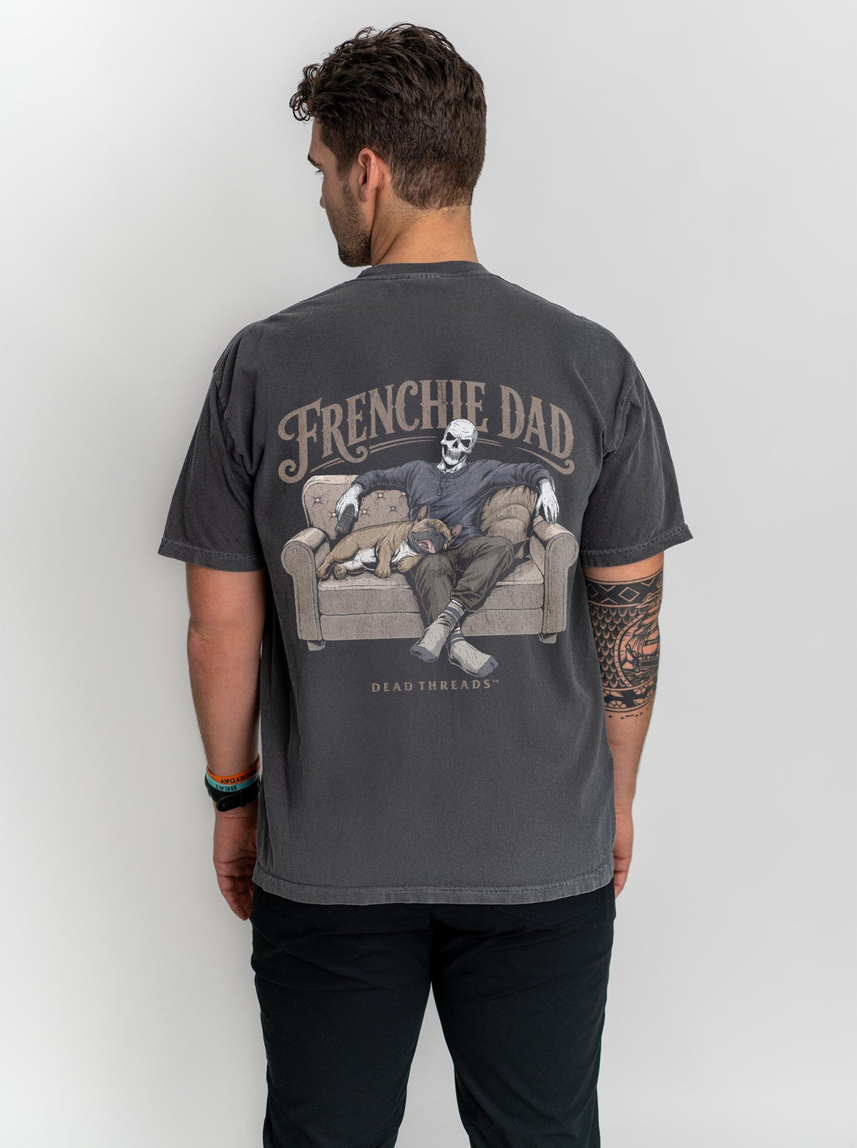 FRENCHIE DAD - “DT ESSENTIAL" PREMIUM T-SHIRT – T-Shirt – Dead Threads Apparel