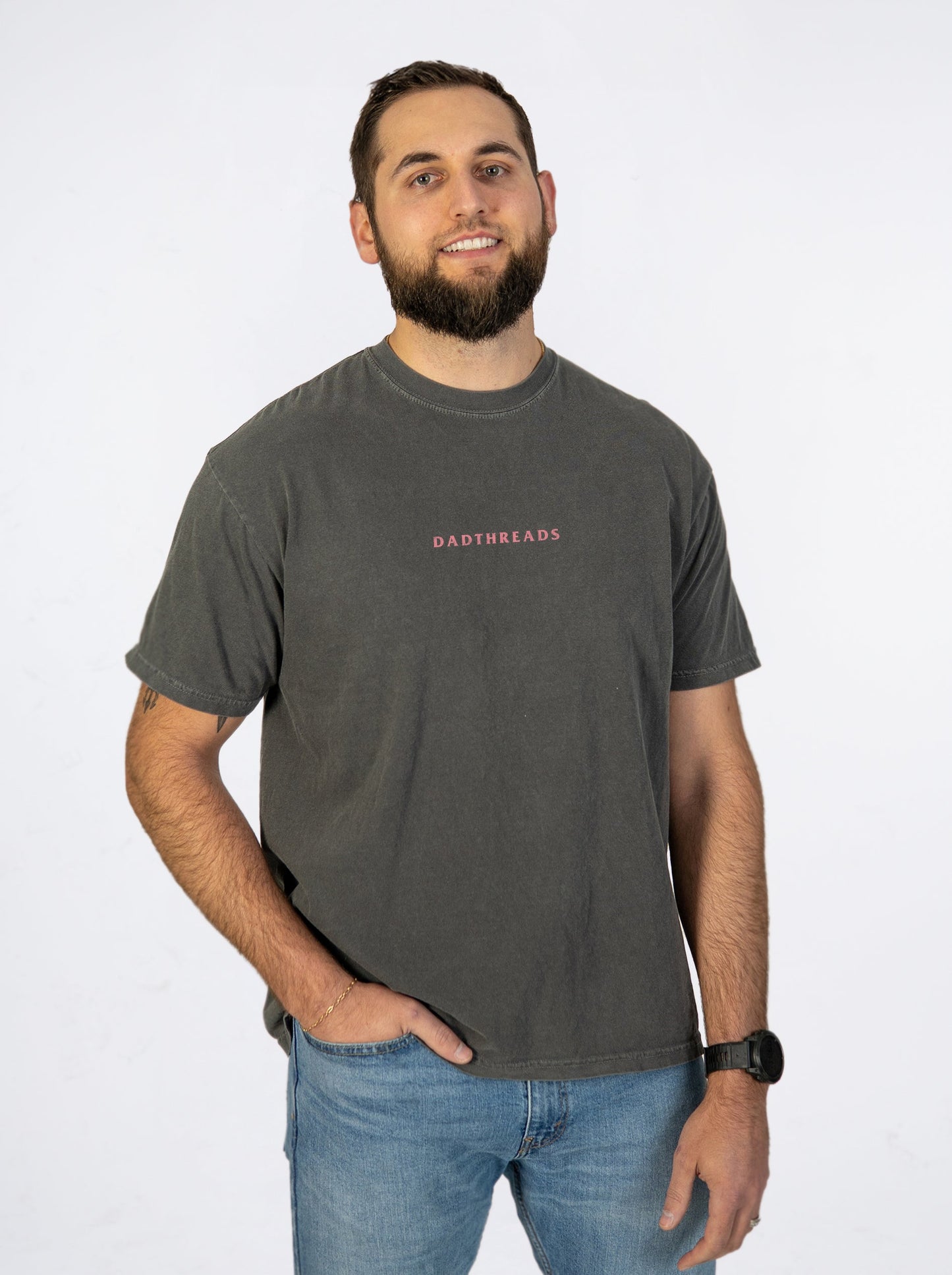 GIRL DAD v2 - “DT ESSENTIAL" PREMIUM T-SHIRT – T-Shirt – Dead Threads Apparel