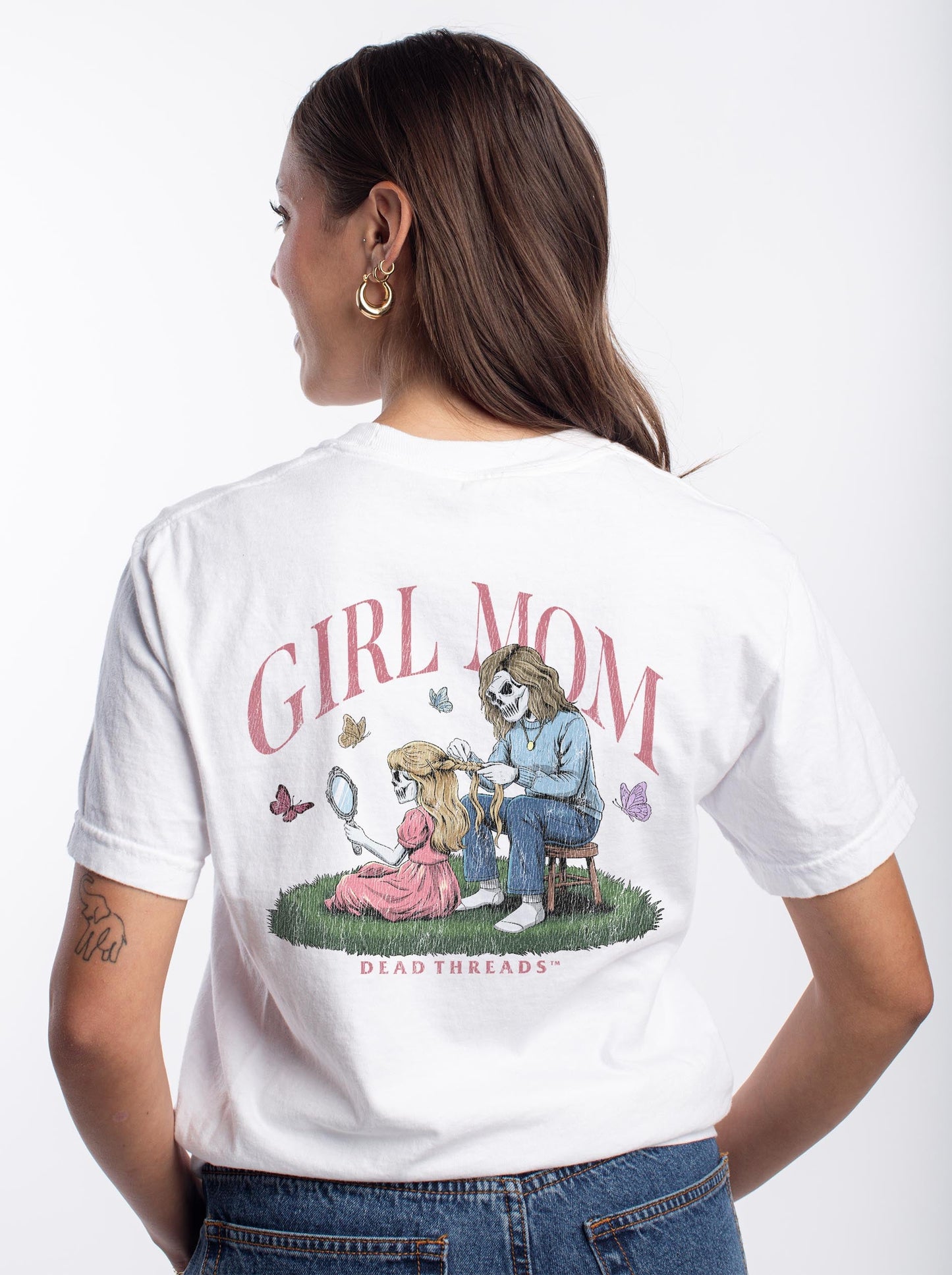 GIRL MOM v1 - “DT ESSENTIAL" PREMIUM T-SHIRT – T-Shirt – Dead Threads Apparel