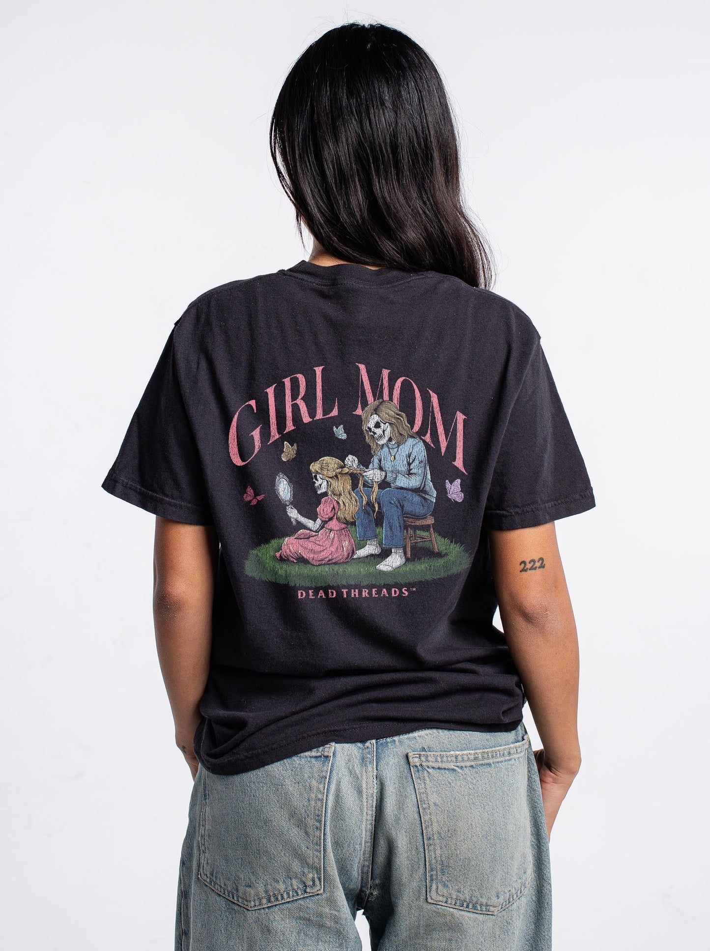 GIRL MOM v1 - “DT ESSENTIAL" PREMIUM T-SHIRT – T-Shirt – Dead Threads Apparel