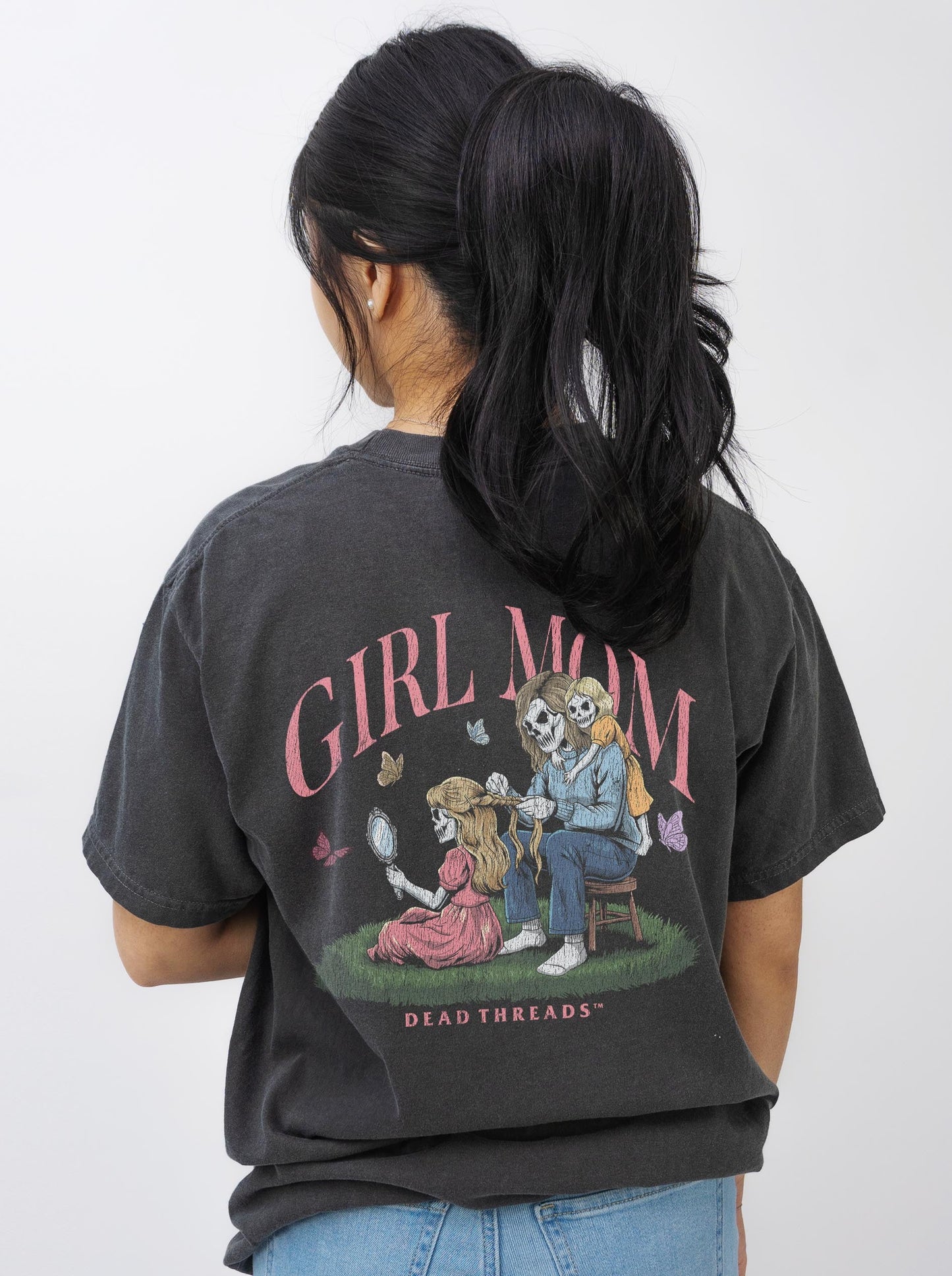 GIRL MOM v2 - “DT ESSENTIAL" PREMIUM T-SHIRT – T-Shirt – Dead Threads Apparel