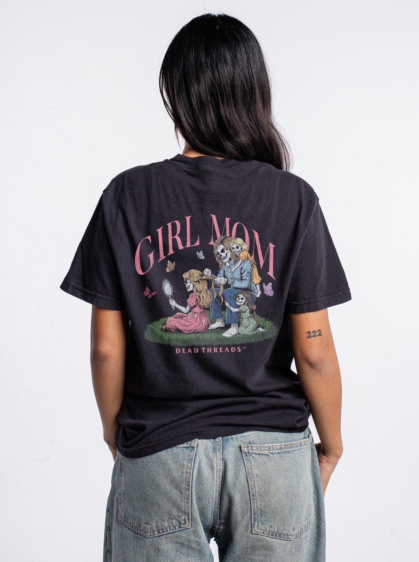 GIRL MOM v3 - “DT ESSENTIAL" PREMIUM T-SHIRT – T-Shirt – Dead Threads Apparel