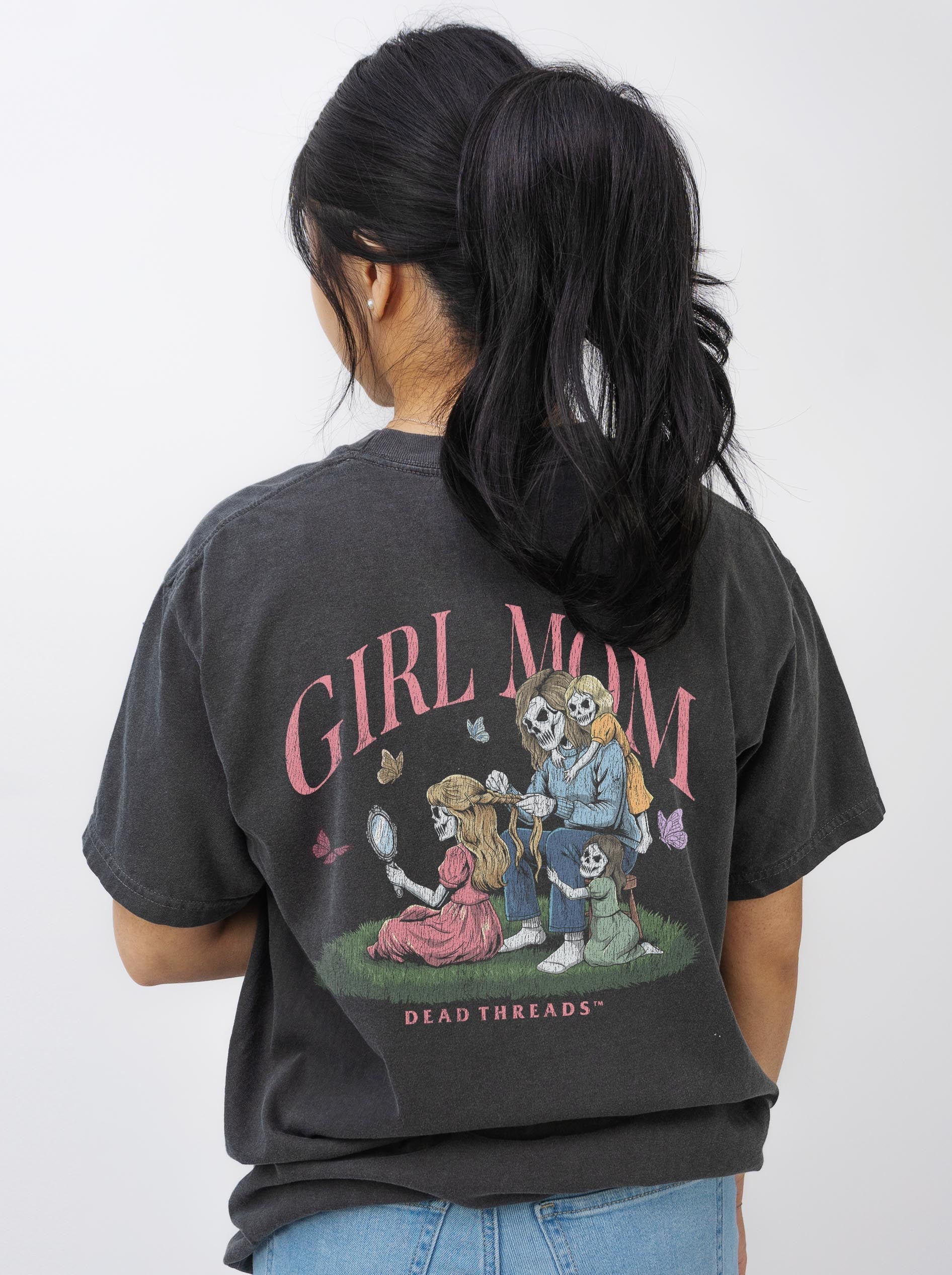 GIRL MOM v3 - “DT ESSENTIAL" PREMIUM T-SHIRT – T-Shirt – Dead Threads Apparel