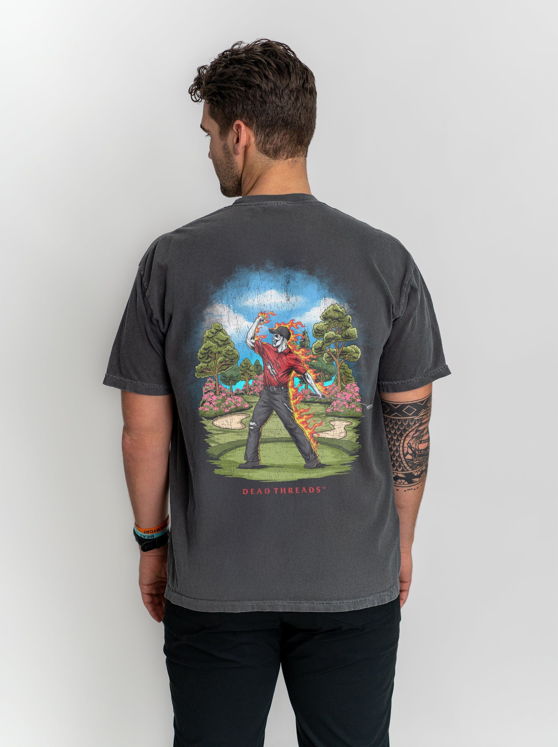 GOLF v5 “RED ROAR v2” - “DT ESSENTIAL" PREMIUM T - SHIRT – T-Shirt – Dead Threads Apparel
