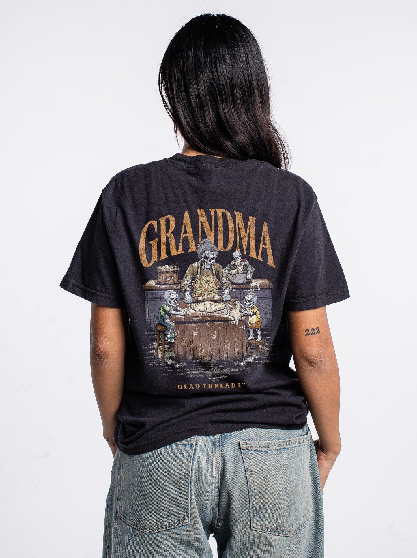 GRANDMA - “DT ESSENTIAL" PREMIUM T-SHIRT – T-Shirt – Dead Threads Apparel