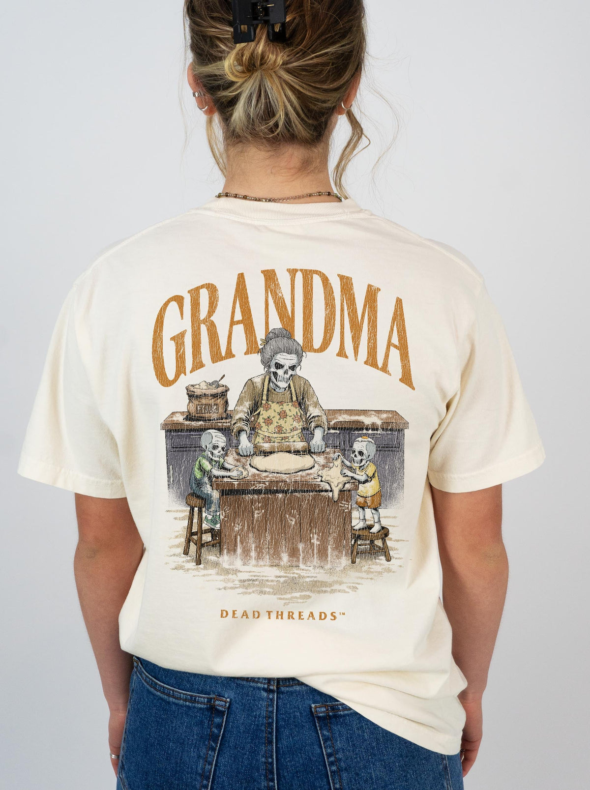 GRANDMA v2 - “DT ESSENTIAL" PREMIUM T-SHIRT – T-Shirt – Dead Threads Apparel