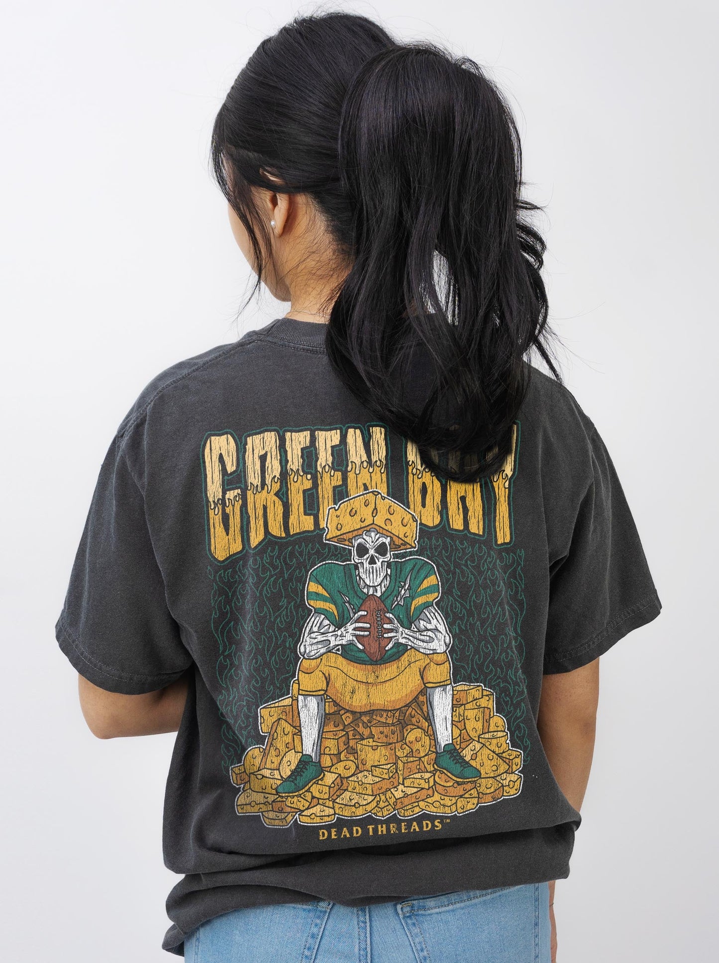 GREEN BAY FOOTBALL - “3 SKULL” PREMIUM T - SHIRT – T-Shirt – Dead Threads Apparel
