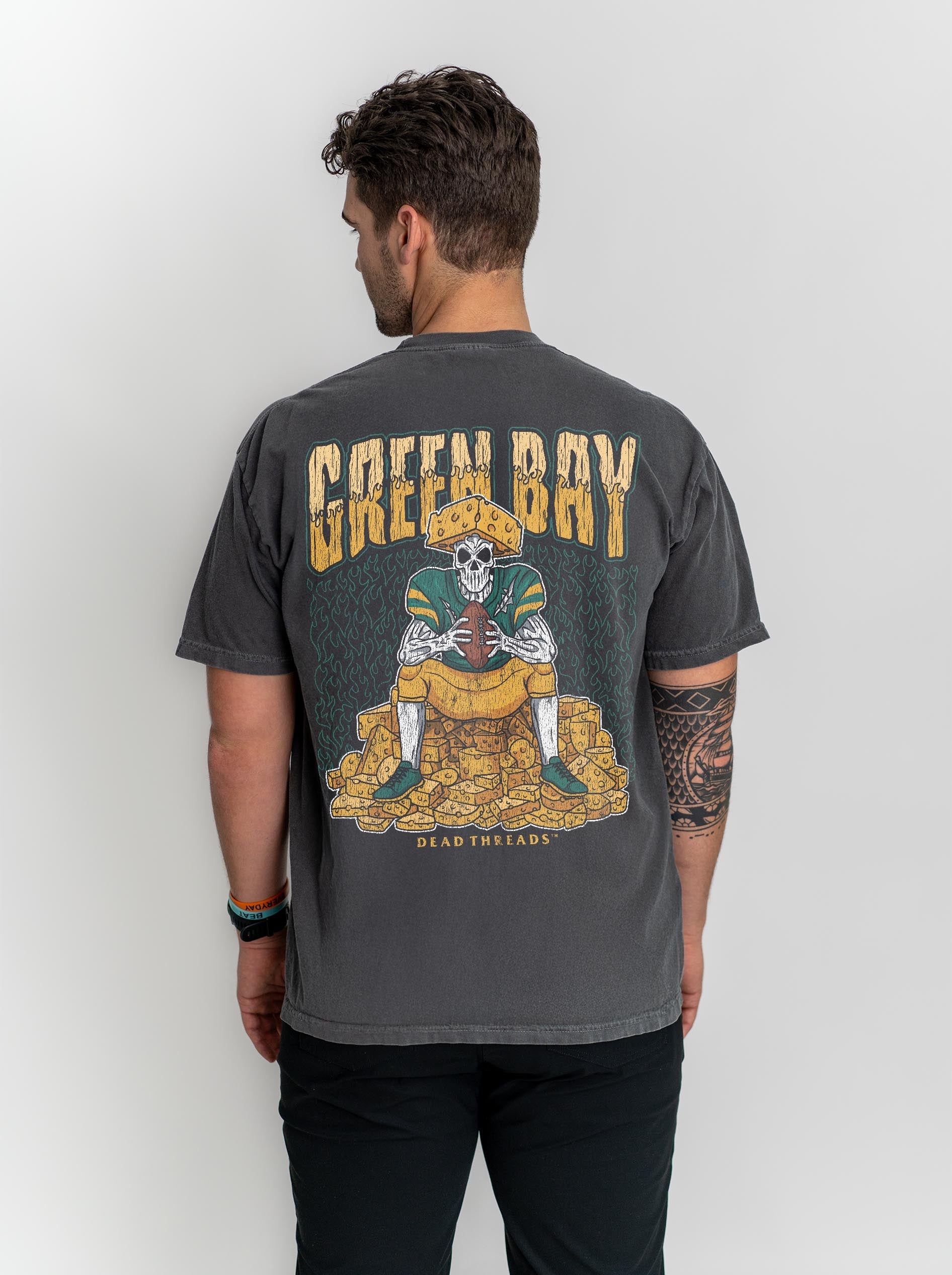 GREEN BAY FOOTBALL - “3 SKULL” PREMIUM T - SHIRT – T-Shirt – Dead Threads Apparel