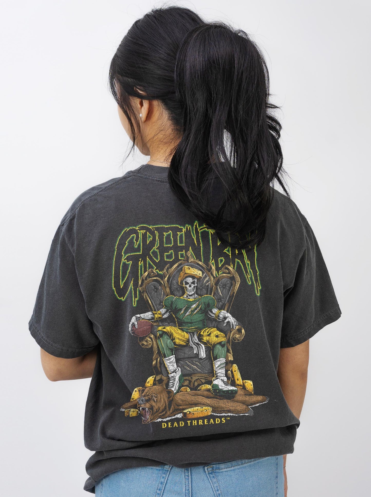 GREEN BAY FOOTBALL v2 - “3 SKULL” PREMIUM T - SHIRT – T-Shirt – Dead Threads Apparel