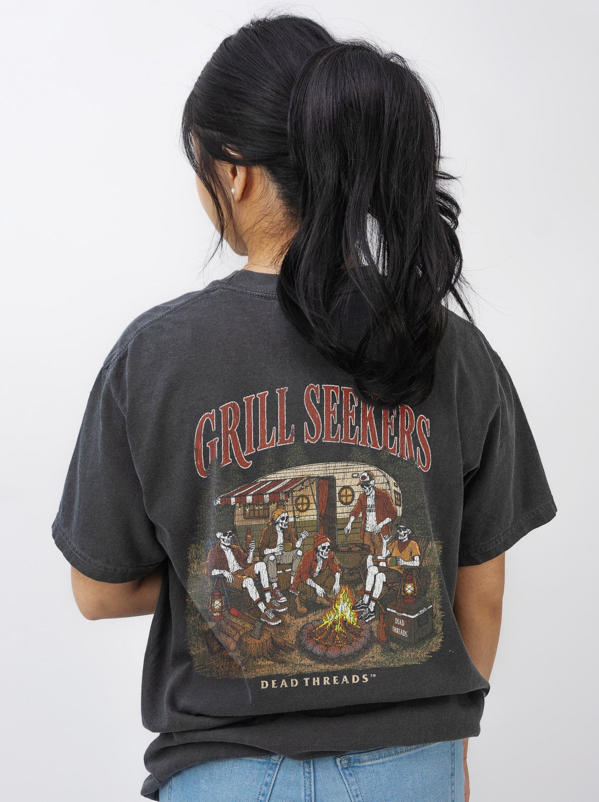 GRILL SEEKERS - “DT ESSENTIAL" PREMIUM T-SHIRT – T-Shirt – Dead Threads Apparel