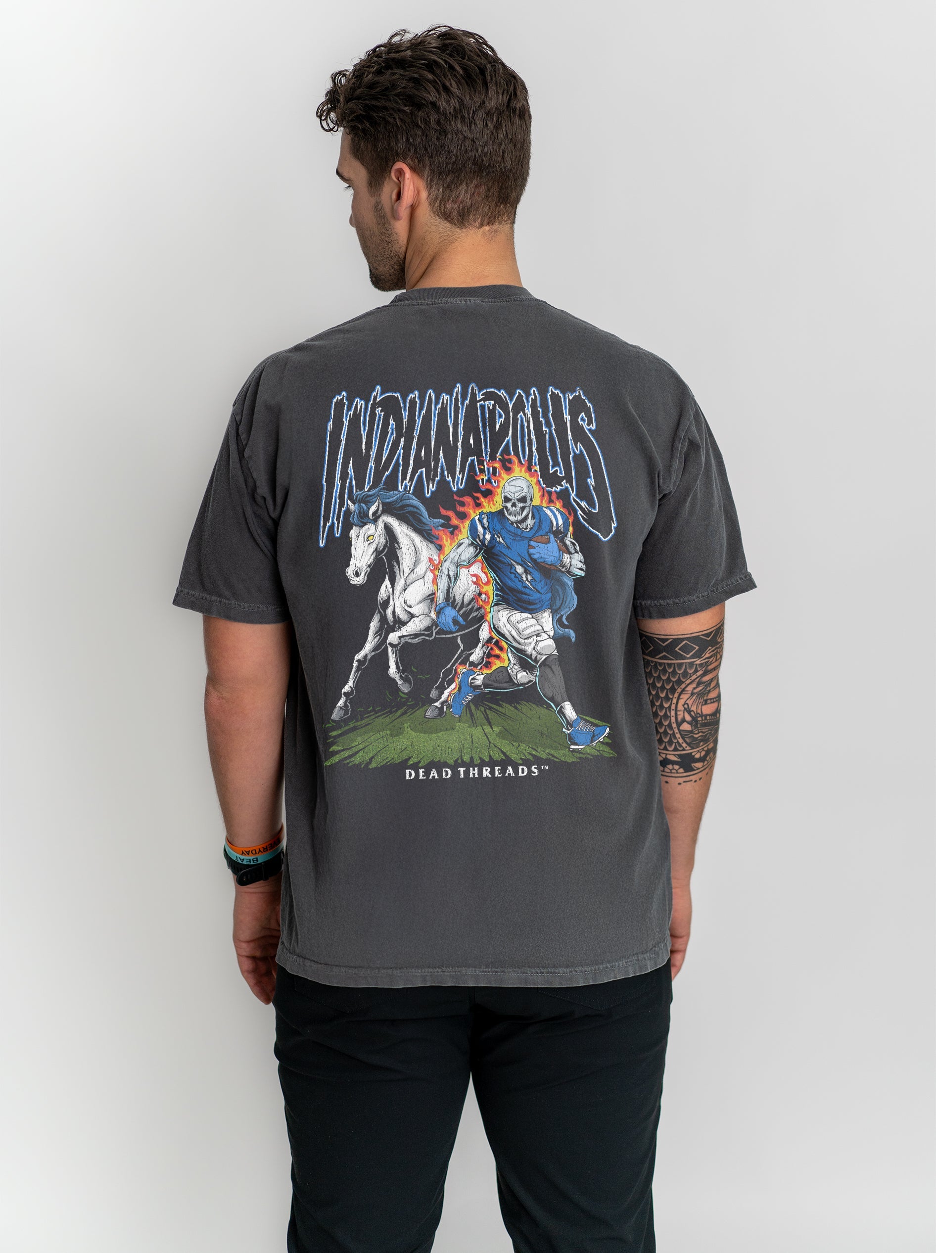 INDIANAPOLIS FOOTBALL v2 - “DT ESSENTIAL" PREMIUM T - SHIRT – T-Shirt – Dead Threads Apparel