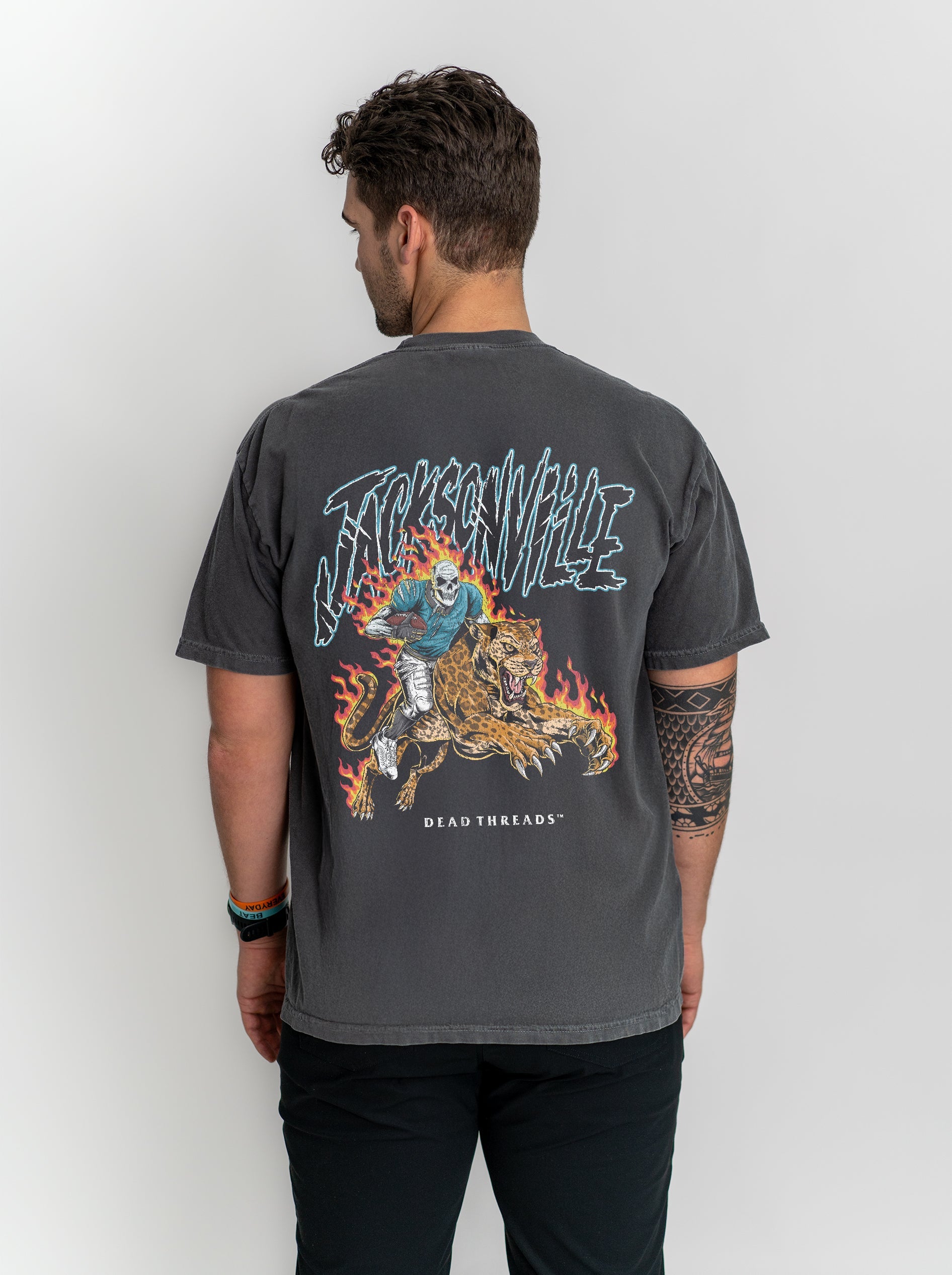 JACKSONVILLE FOOTBALL v2 - “3 SKULL” PREMIUM T - SHIRT – T-Shirt – Dead Threads Apparel