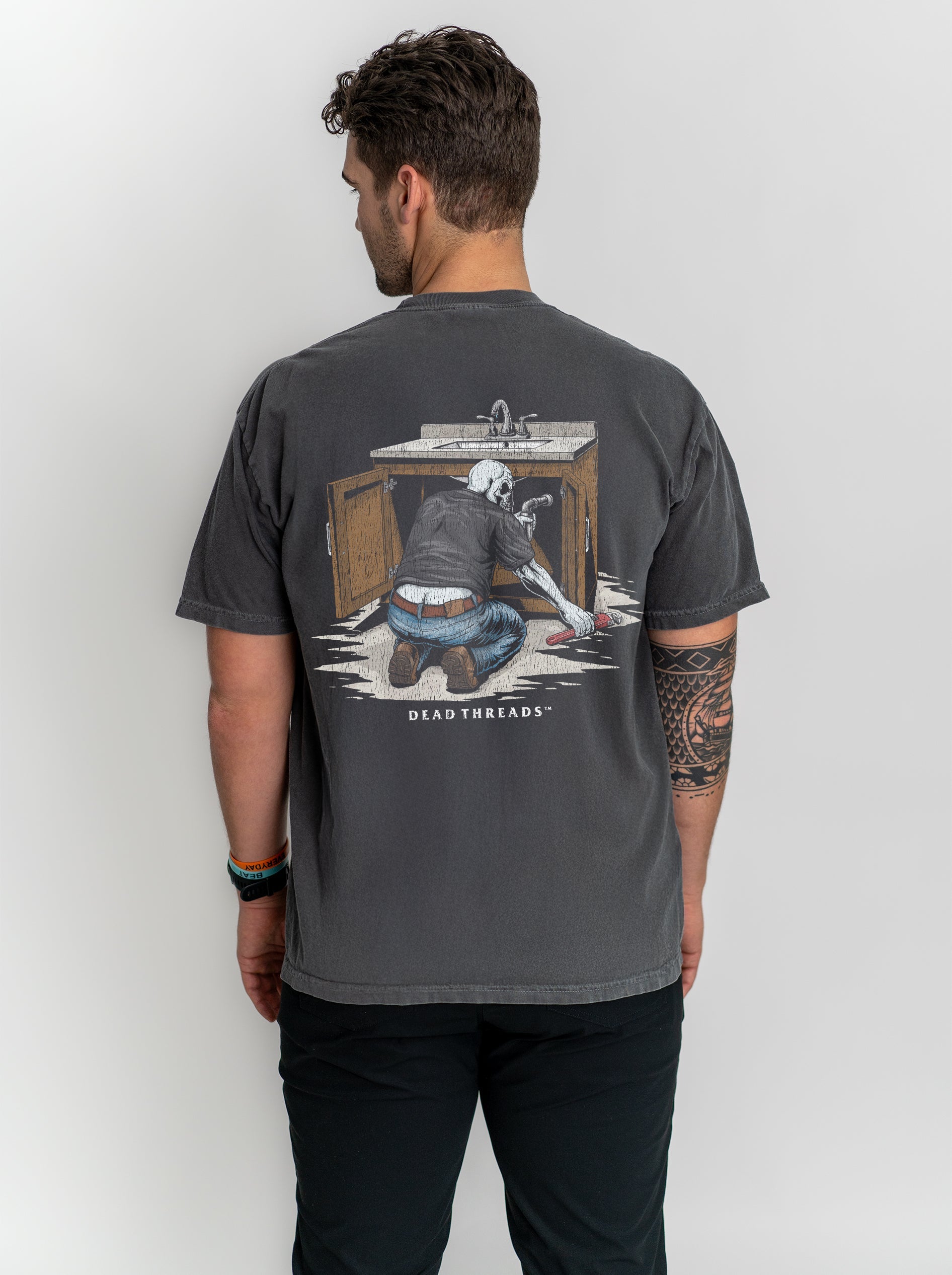 KILLER CRACK - “DT ESSENTIAL" PREMIUM T - SHIRT – T-Shirt – Dead Threads Apparel