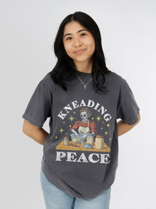 KNEADING PEACE – T-Shirt – Dead Threads Apparel