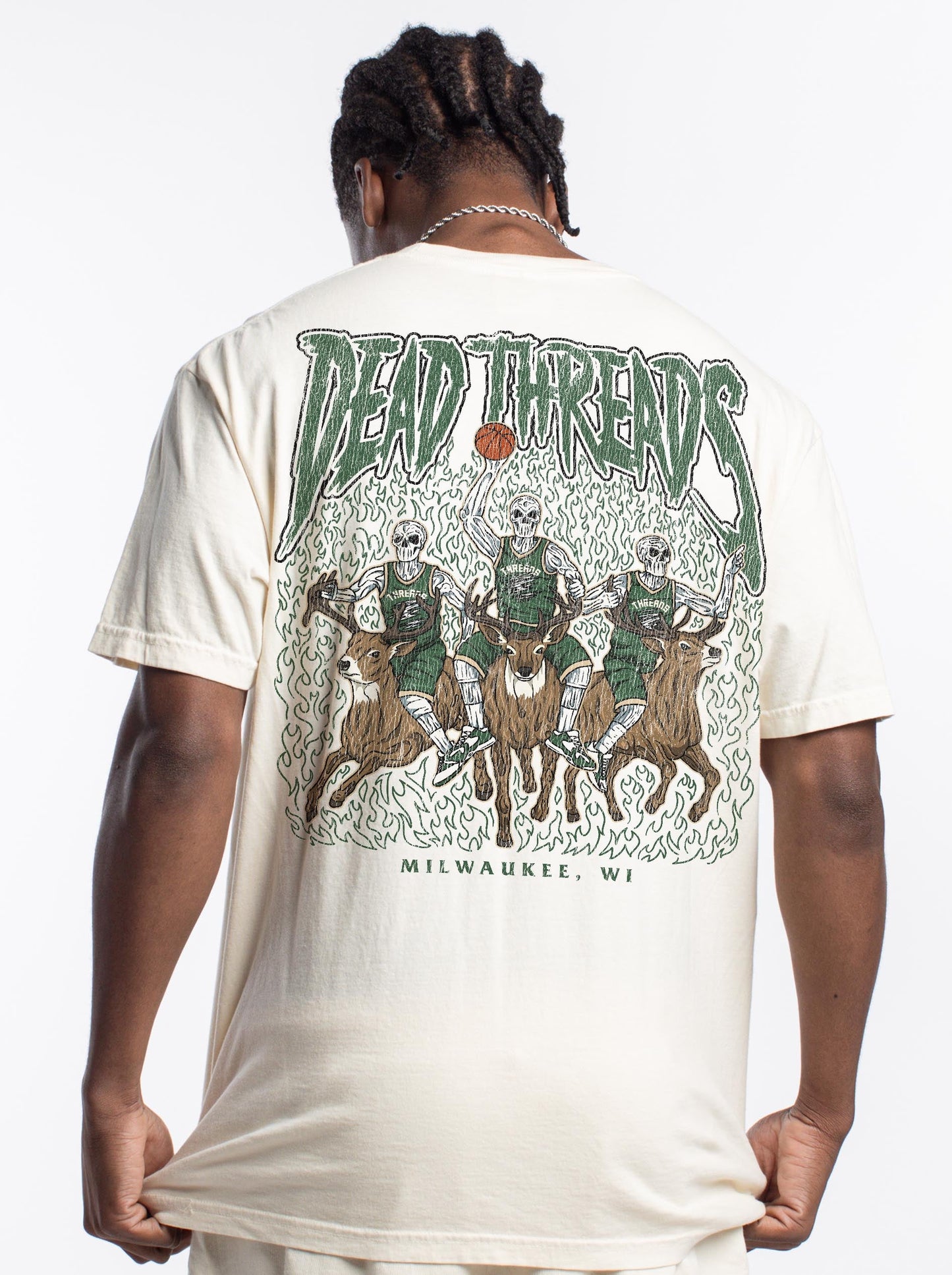 MILWAUKEE BASKETBALL - “3 SKULL” PREMIUM T-SHIRT – T-Shirt – Dead Threads Apparel
