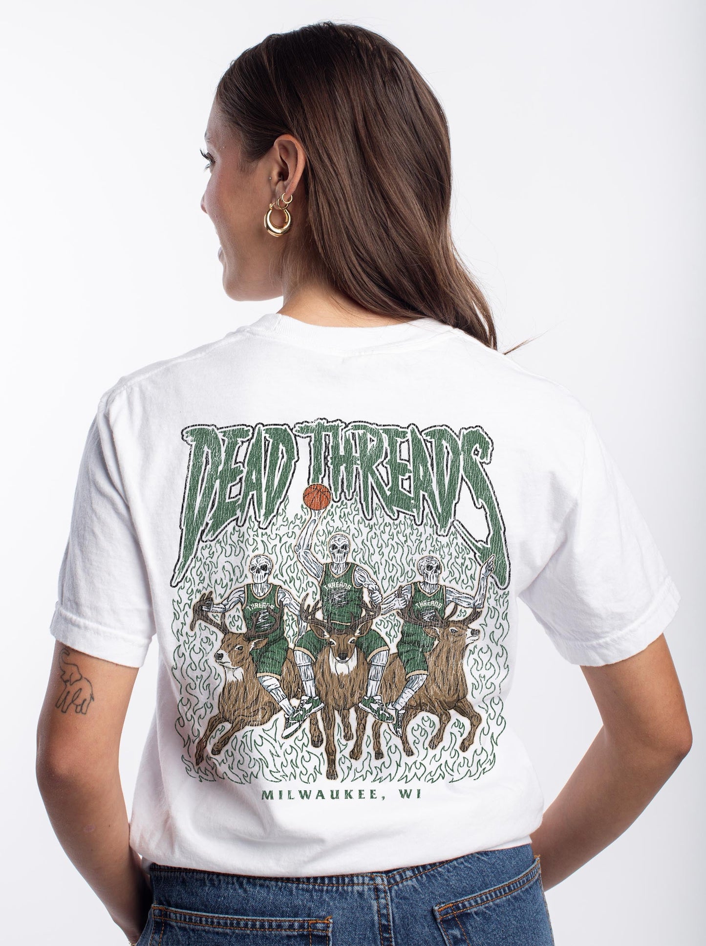 MILWAUKEE BASKETBALL - “3 SKULL” PREMIUM T-SHIRT – T-Shirt – Dead Threads Apparel