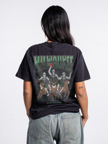 MILWAUKEE BASKETBALL - “3 SKULL” PREMIUM T - SHIRT – T-Shirt – Dead Threads Apparel