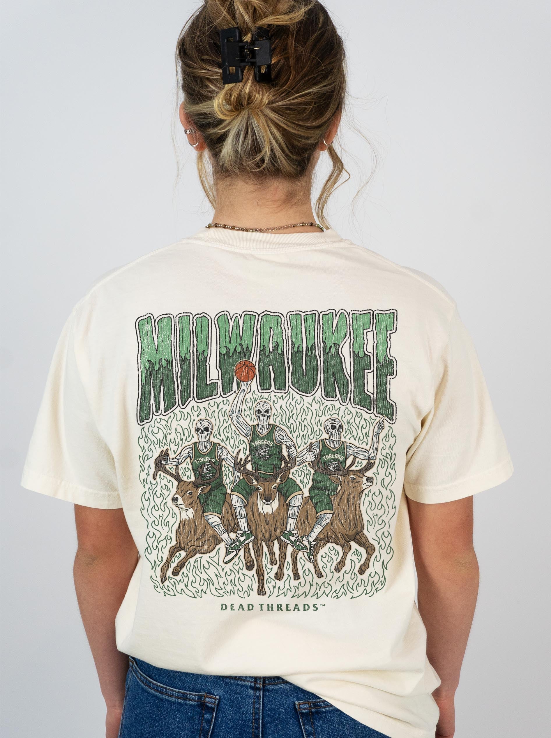 MILWAUKEE BASKETBALL - “3 SKULL” PREMIUM T - SHIRT – T-Shirt – Dead Threads Apparel