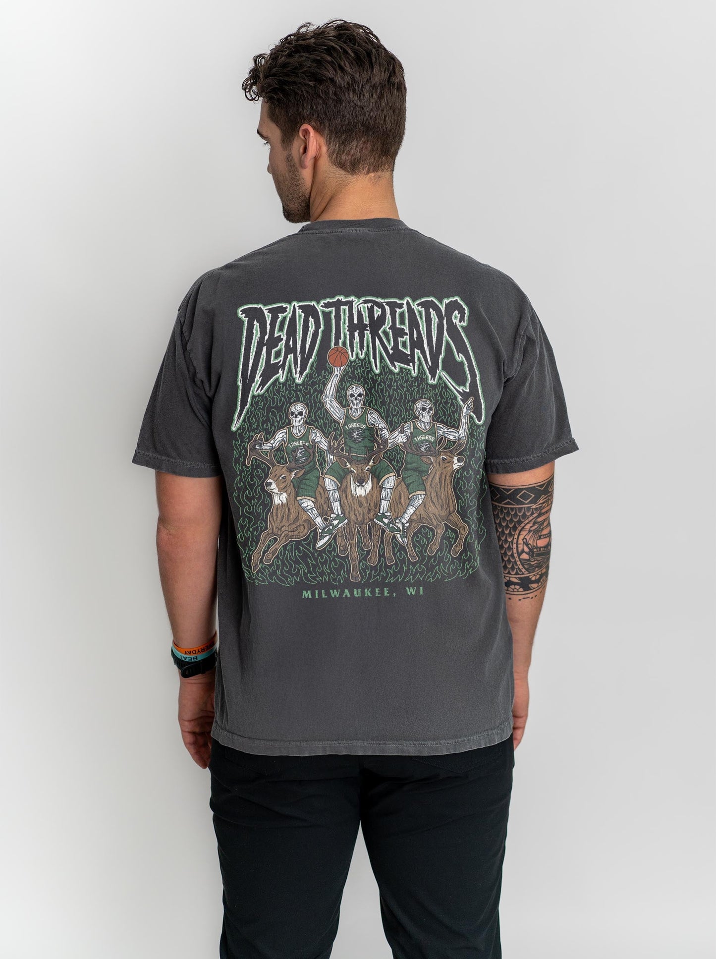 MILWAUKEE BASKETBALL - “3 SKULL” PREMIUM T-SHIRT – T-Shirt – Dead Threads Apparel