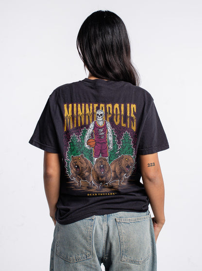 MINNEAPOLIS BASKETBALL - “3 SKULL” PREMIUM T - SHIRT – T-Shirt – Dead Threads Apparel