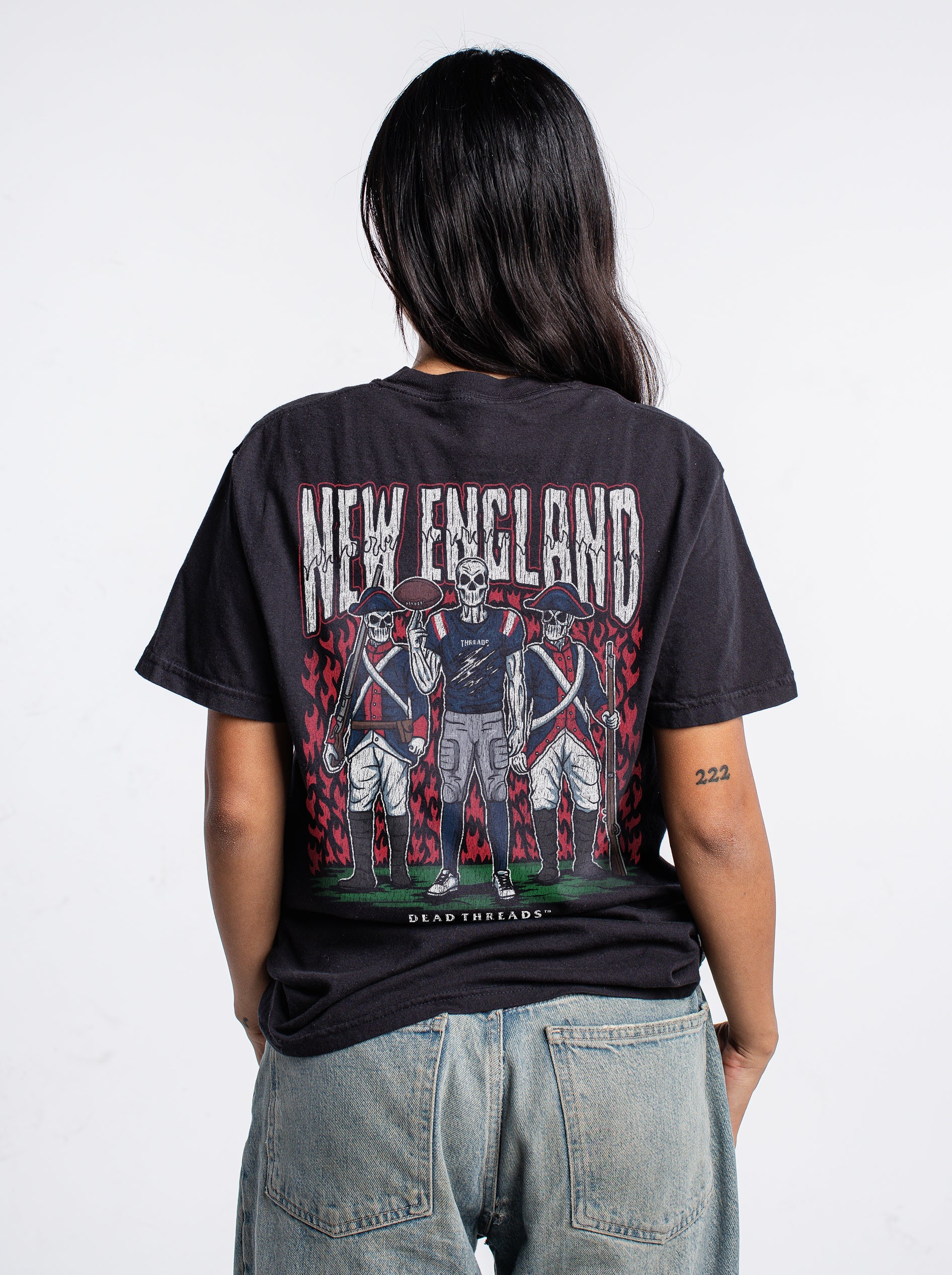 NEW ENGLAND FOOTBALL - “DT ESSENTIAL" PREMIUM T - SHIRT – T-Shirt – Dead Threads Apparel