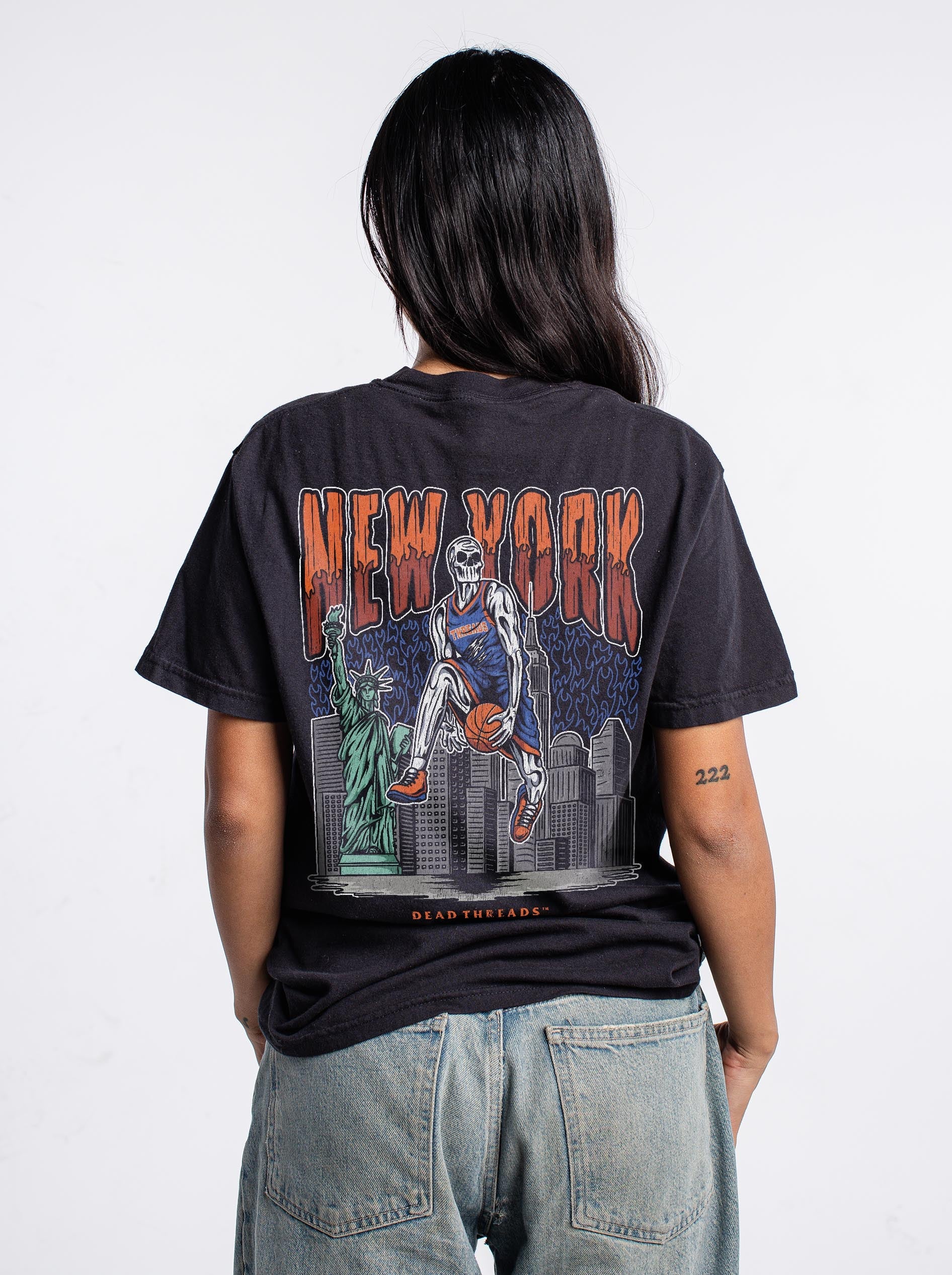 NEW YORK BASKETBALL - “3 SKULL” PREMIUM T - SHIRT – T-Shirt – Dead Threads Apparel