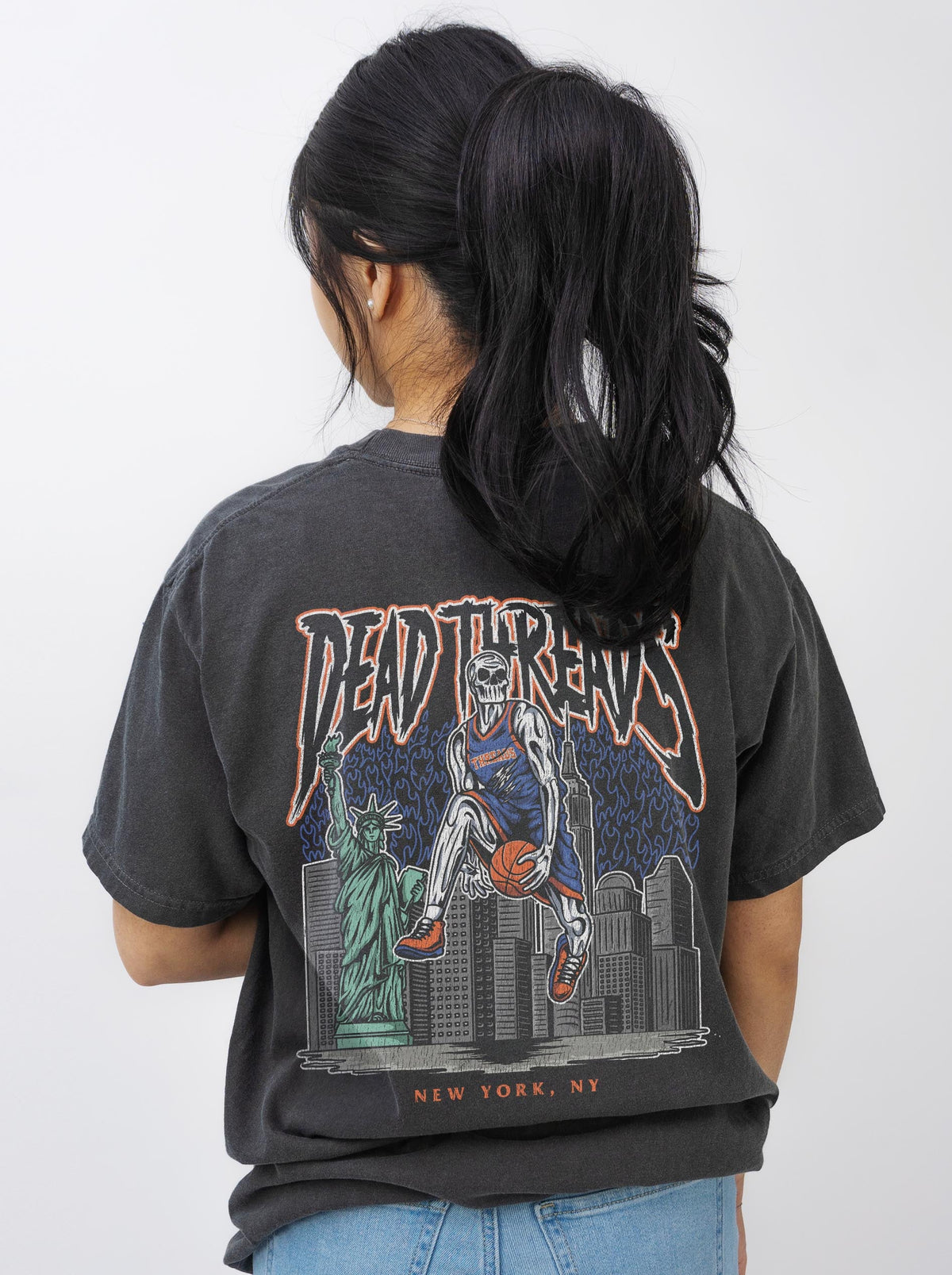 NEW YORK BASKETBALL - “DT ESSENTIAL" PREMIUM T-SHIRT – T-Shirt – Dead Threads Apparel