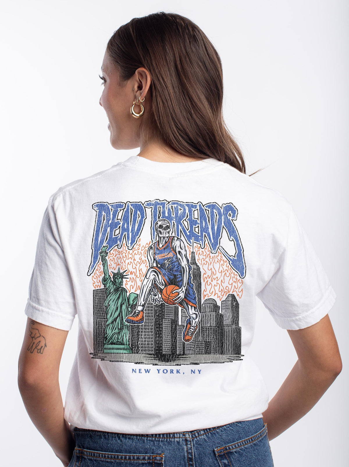 NEW YORK BASKETBALL - “DT ESSENTIAL" PREMIUM T-SHIRT – T-Shirt – Dead Threads Apparel