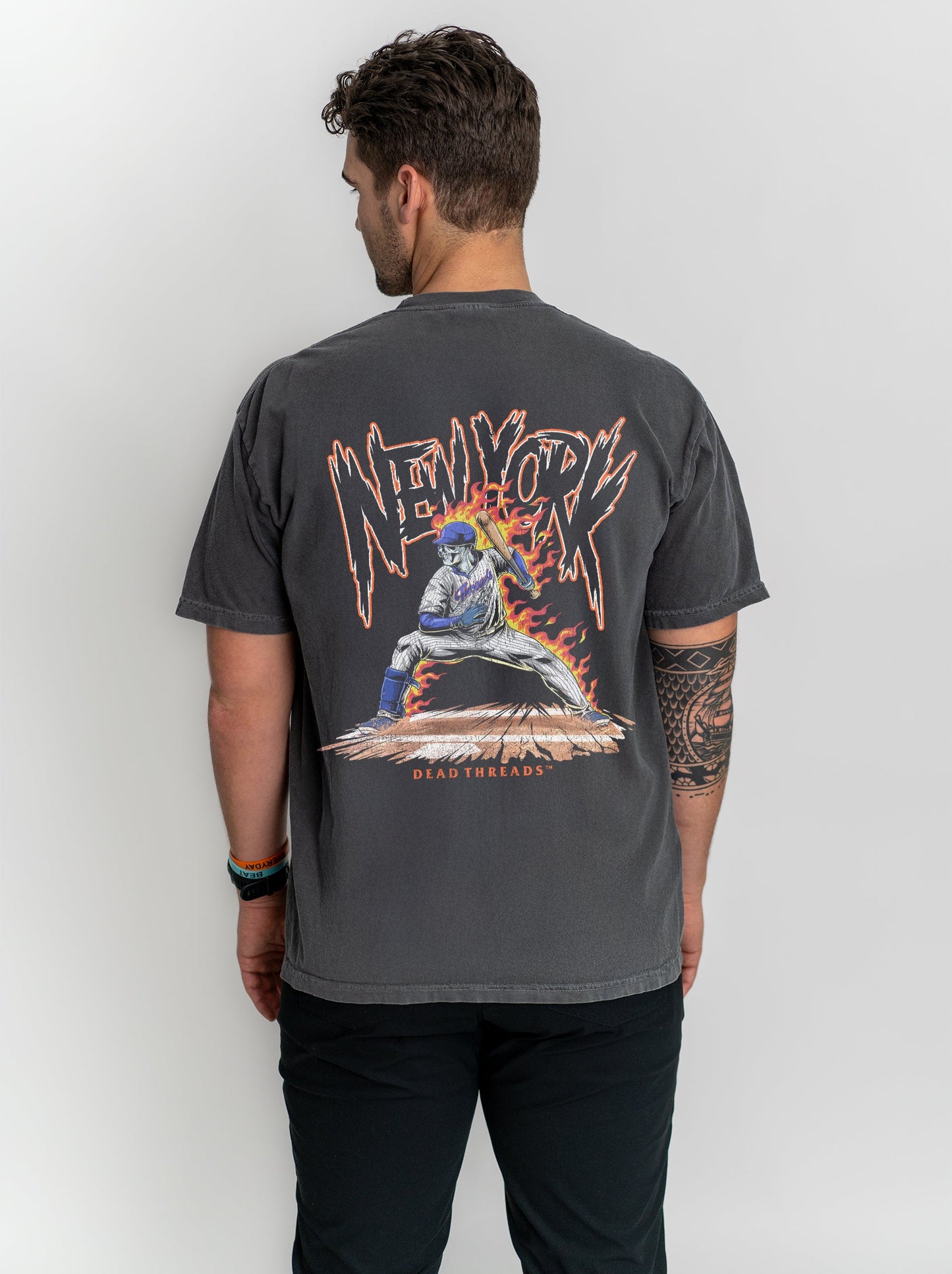 NEW YORK “QUEENS” BASEBALL v2 - “DT ESSENTIAL" PREMIUM T - SHIRT – T-Shirt – Dead Threads Apparel