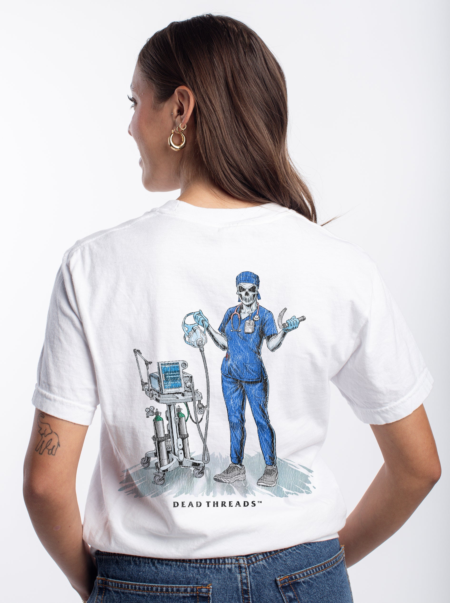 PEEP SHOW (RESPIRATORY THERAPIST, FEMALE) - “DT ESSENTIAL" PREMIUM T - SHIRT – T-Shirt – Dead Threads Apparel