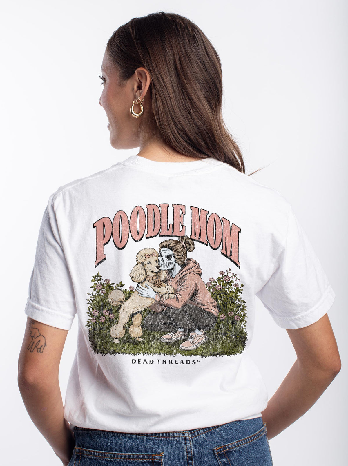 POODLE MOM - “DT ESSENTIAL" PREMIUM T-SHIRT – T-Shirt – Dead Threads Apparel