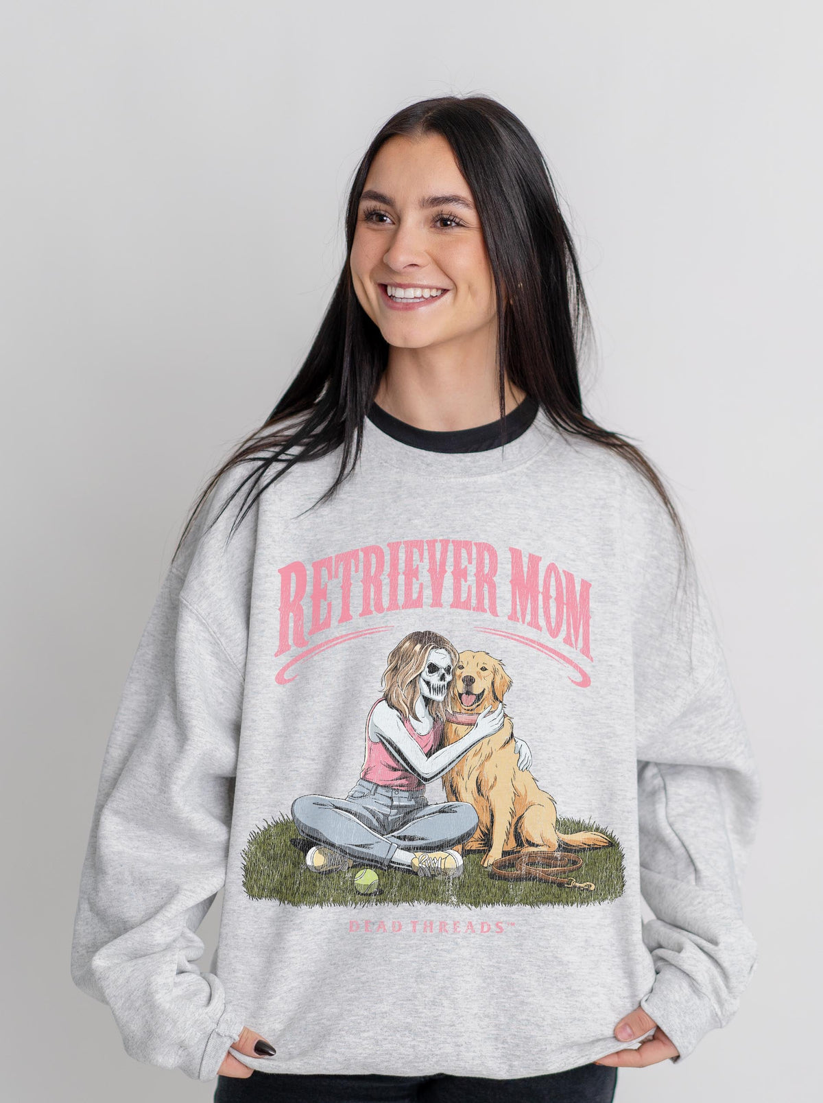 RETRIEVER MOM - CREWNECK SWEATSHIRT – Sweatshirt – Dead Threads Apparel