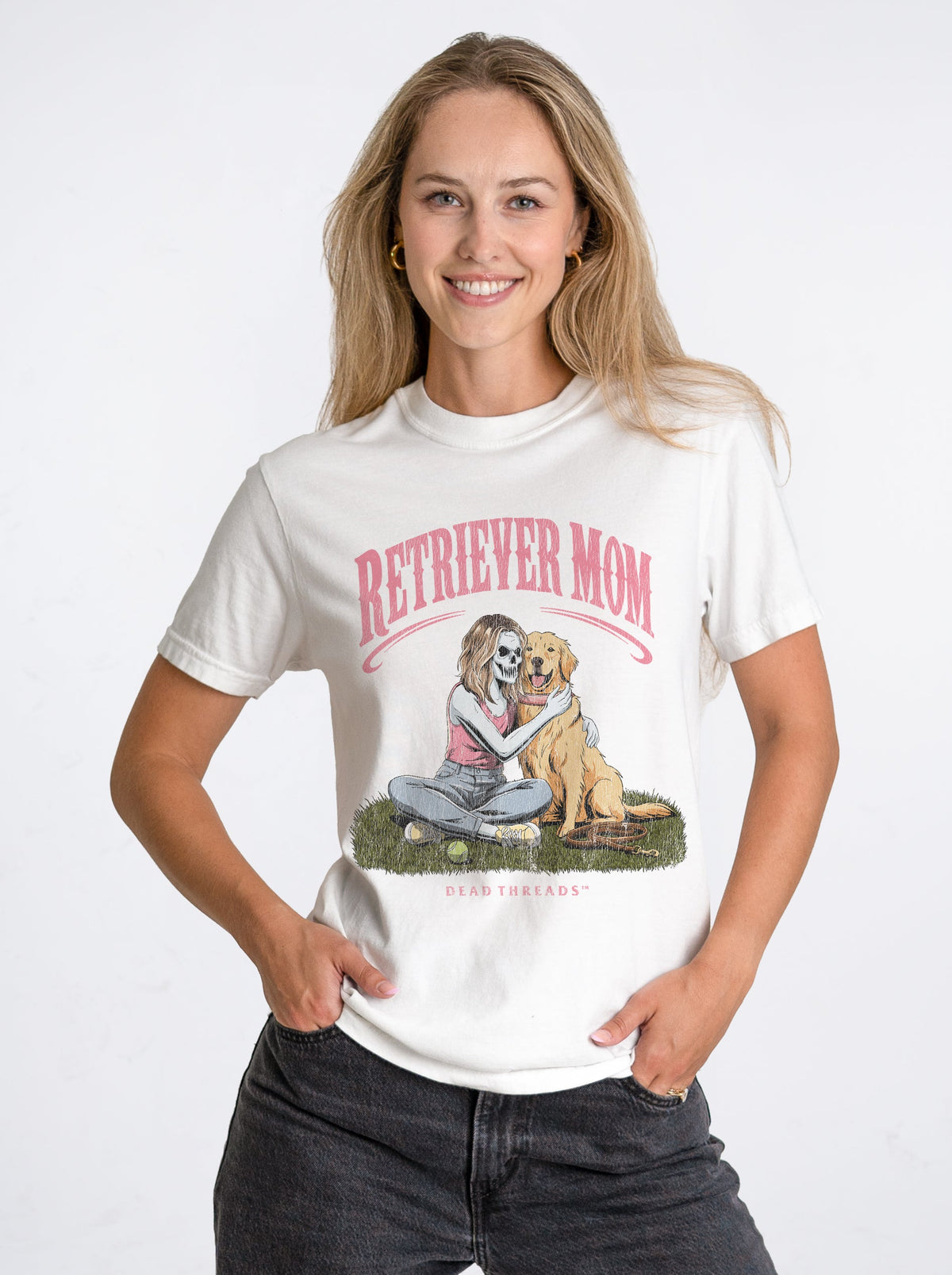RETRIEVER MOM – T-Shirt – Dead Threads Apparel