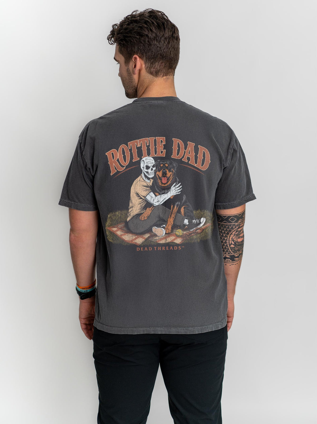 ROTTIE DAD - “DT ESSENTIAL" PREMIUM T-SHIRT – T-Shirt – Dead Threads Apparel