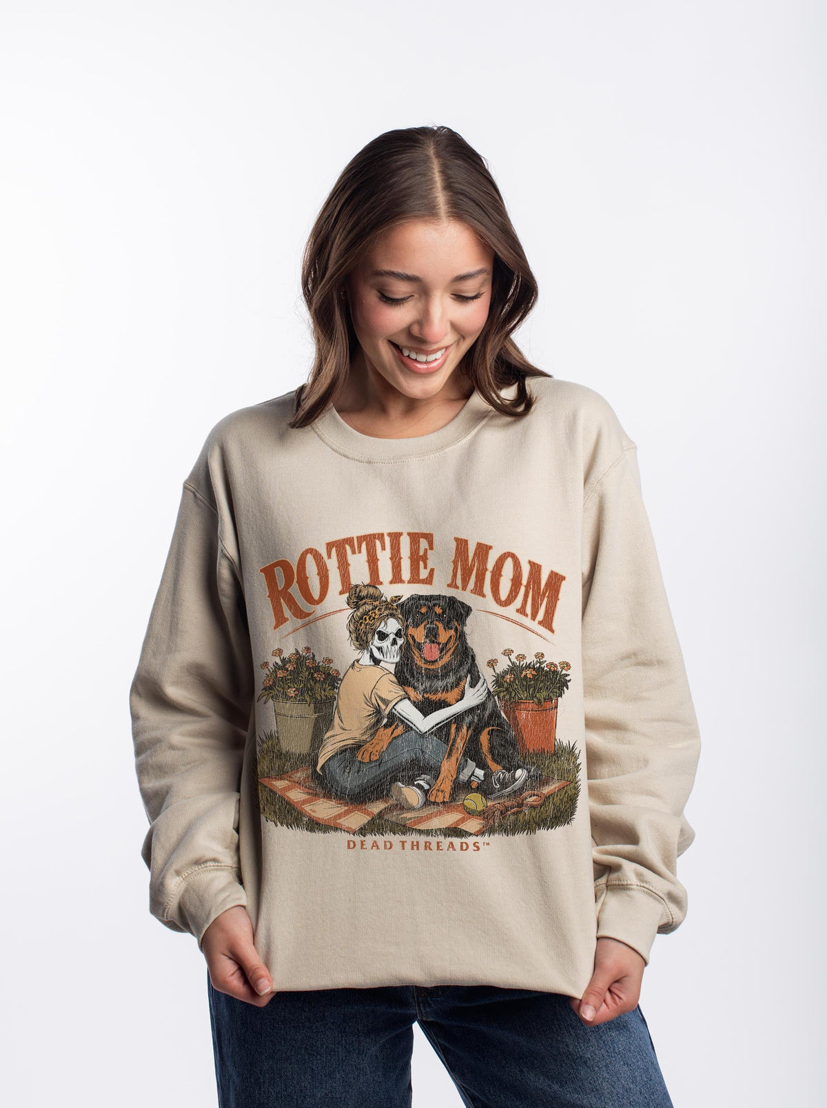 ROTTIE MOM - CREWNECK SWEATSHIRT – Sweatshirt – Dead Threads Apparel